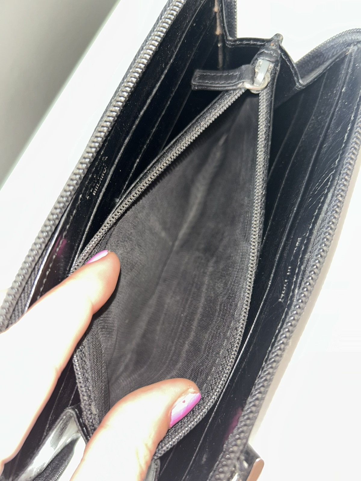 Prada Vintage Prada Nylon Black Zippy Wallet Size ONE SIZE - 7 Thumbnail