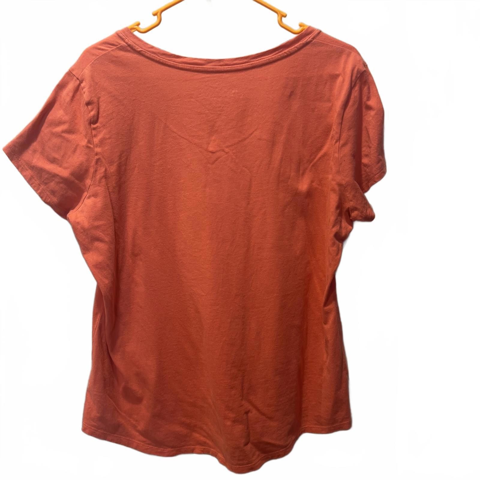 Faded Glory Faded Glory Women's Coral V-Neck Cotton T-Shirt, Size Large Size L / US 10 / IT 46 - 2 Thumbnail