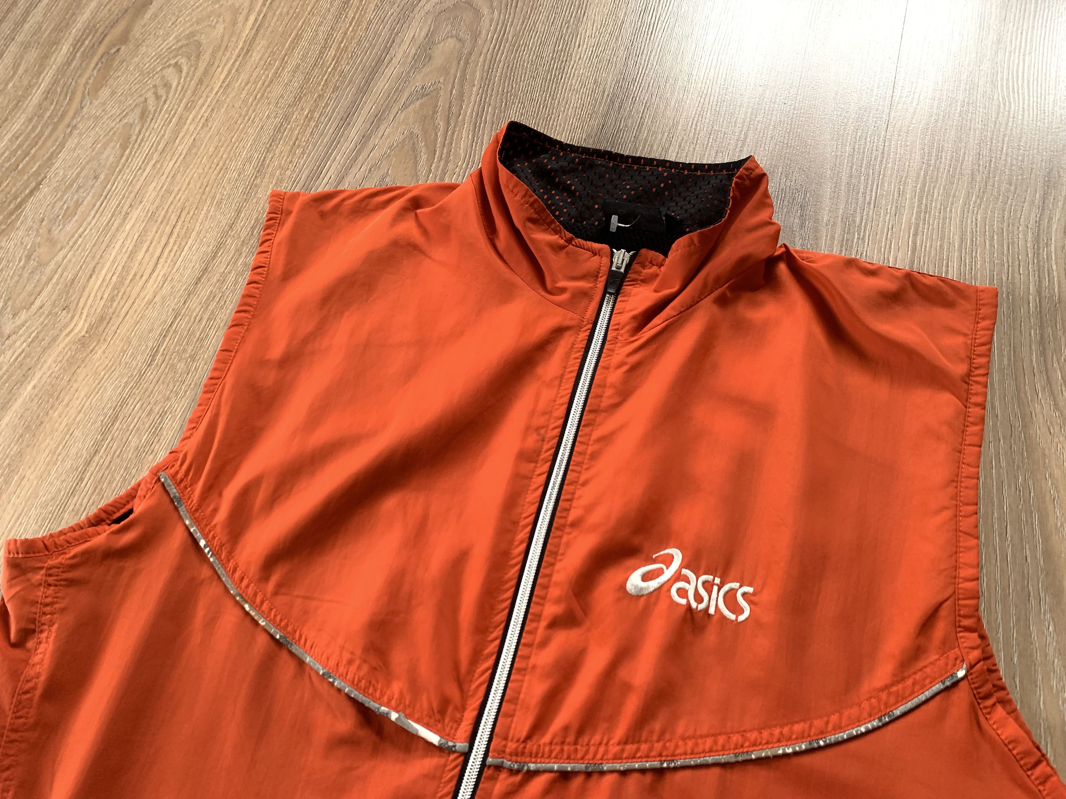 Asics × Vintage Vintage Asics Men’s Orange Full Zip Vest Size US M / EU 48-50 / 2 - 4 Thumbnail