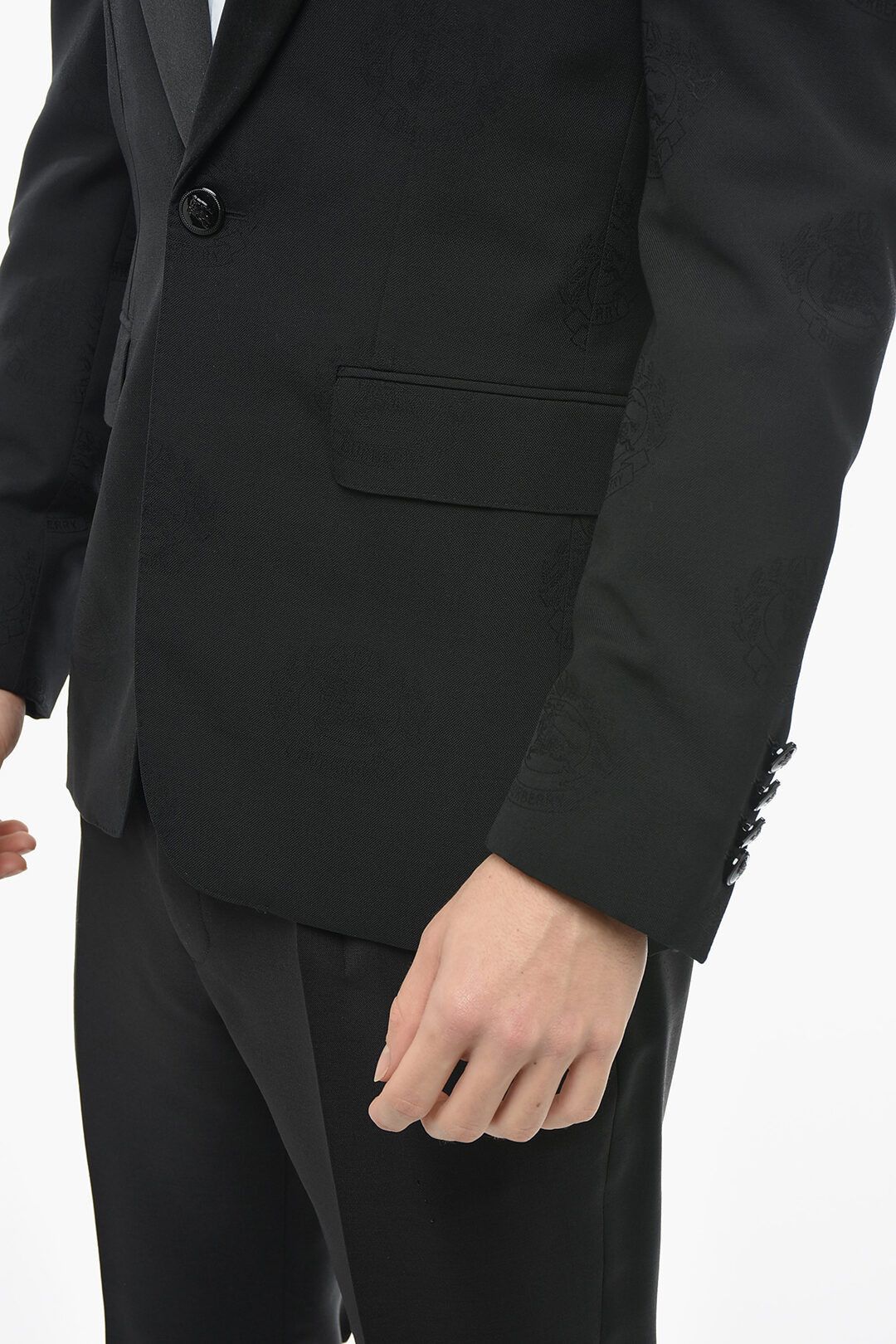 Burberry og1mm1125 Wool Embroidered Blazer in Black Size US M / EU 48-50 / 2 - 3 Thumbnail