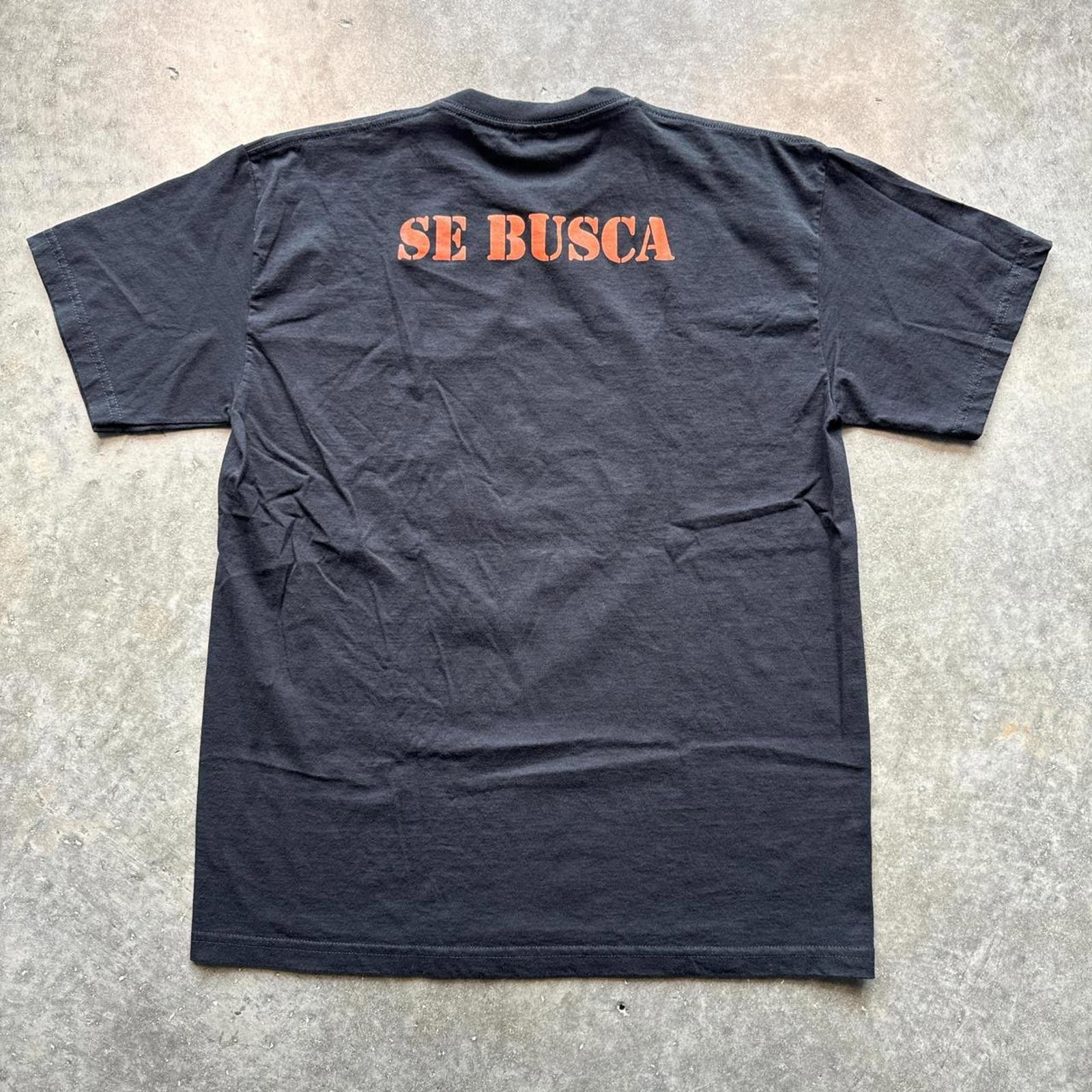 Other Pablo Emilio Escobar Gaviria Ganster "Se Busca" Y2k T-Shirt Size US XL / EU 56 / 4 - 2 Thumbnail