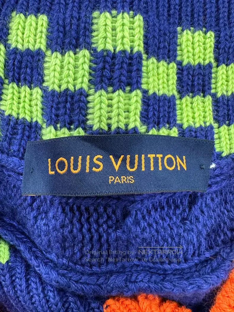 Louis Vuitton Louis Vuitton Blue V-neck checkerboard knit sweater Size US L / EU 52-54 / 3 - 3 Thumbnail