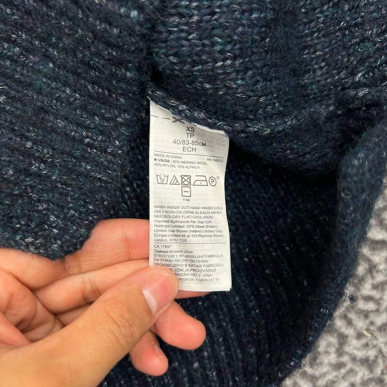 Banana Republic Banana Republic Sweater XS Knit Pullover Merino Wool Alpaca Size XS / US 0-2 / IT 36-38 - 7 Thumbnail