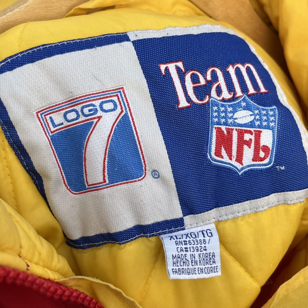 Logo 7 × Vintage Vintage 90’s Kansas City Chiefs Logo 7 Anorak Jacket Sz XL Size US XL / EU 56 / 4 - 3 Thumbnail