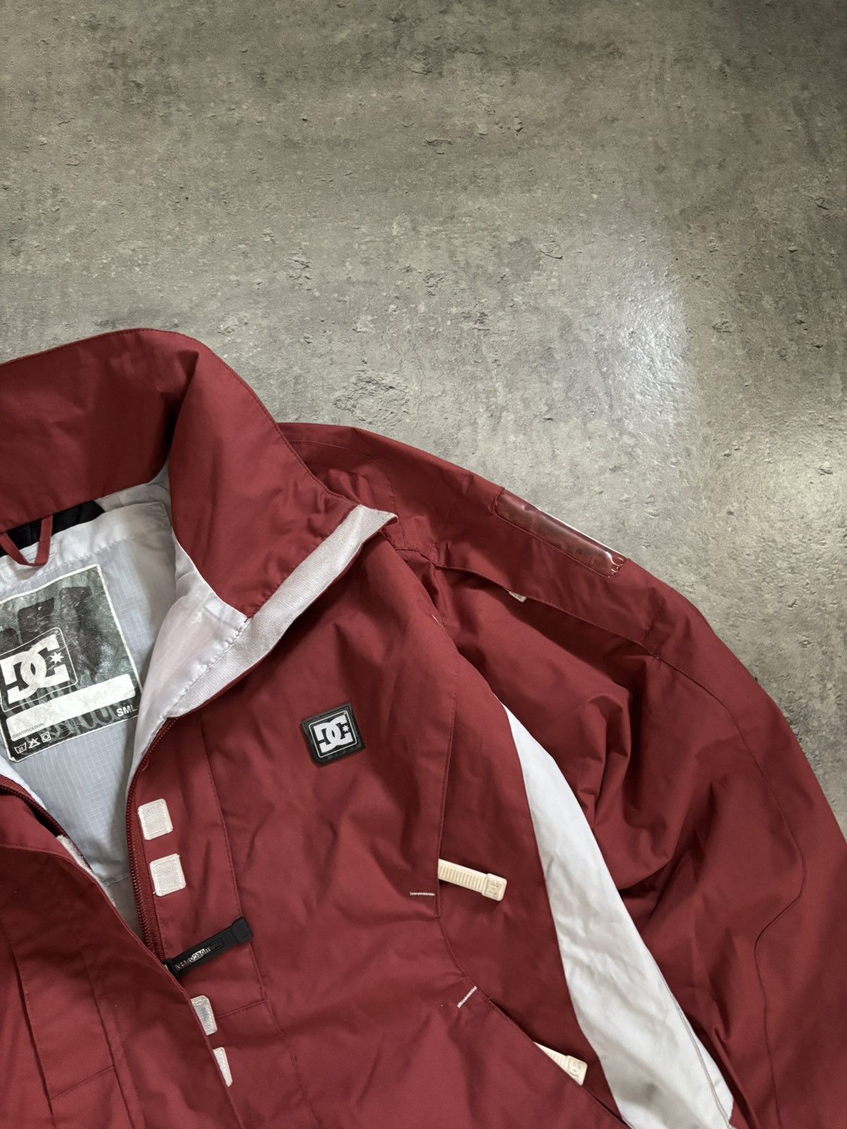 DC DC Shoes Snowboard Jacket S Streetwear Winter Sports burgund Size US S / EU 44-46 / 1 - 7 Thumbnail
