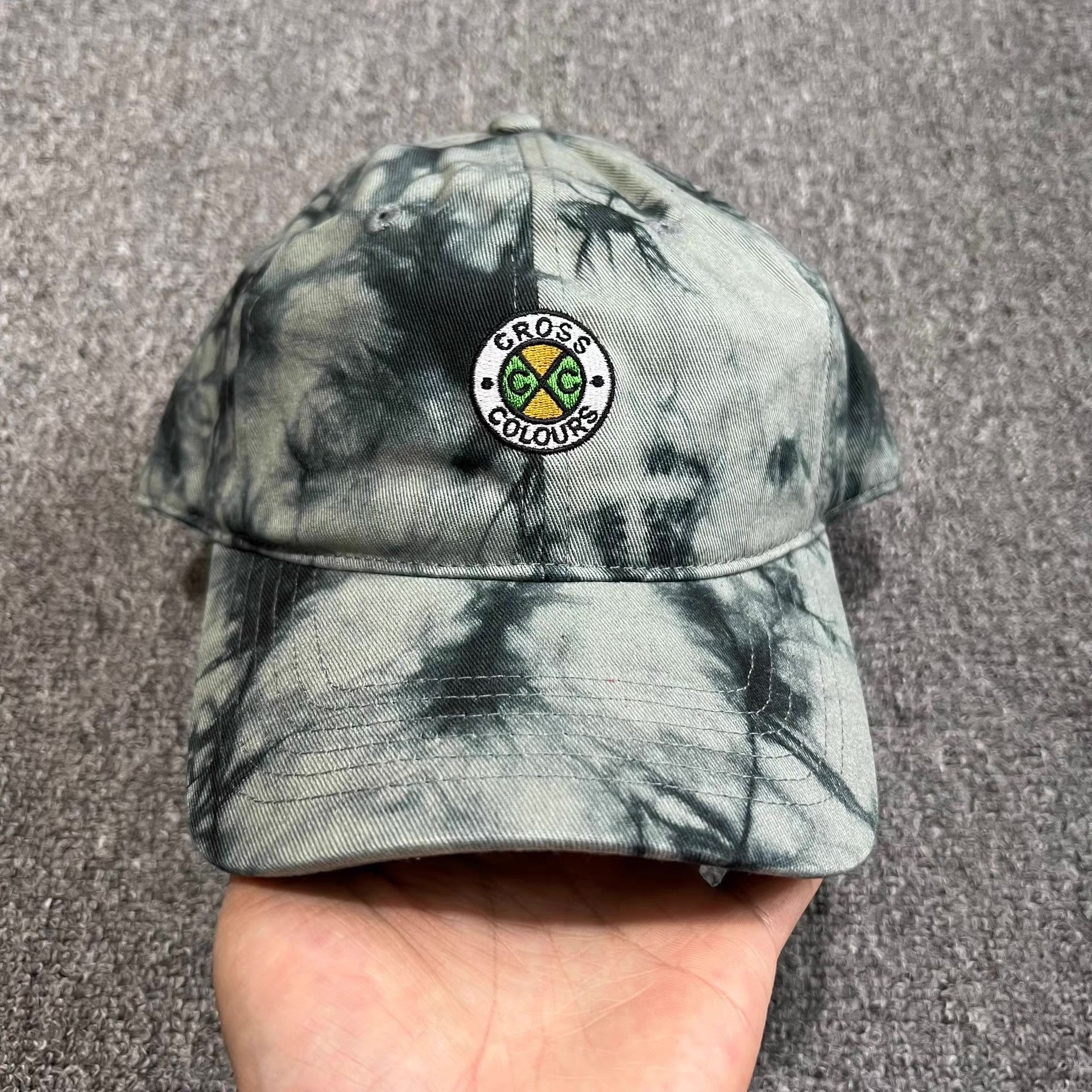 Cross Colours Cross Embroidered Tie-Dye Curved BrimBaseball Cap Visor。 Q7 Size ONE SIZE - 1 Thumbnail