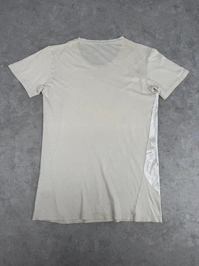 Balmain 2000s Balmain Beige Medieval Eagle Print T-Shirt Size US M / EU 48-50 / 2 - 4 Thumbnail