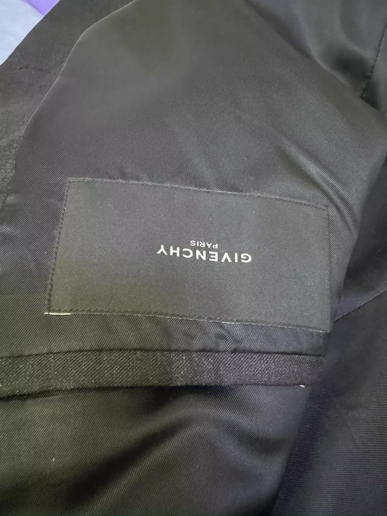 Givenchy Givenchy Black suit Size US XL / EU 56 / 4 - 5 Thumbnail