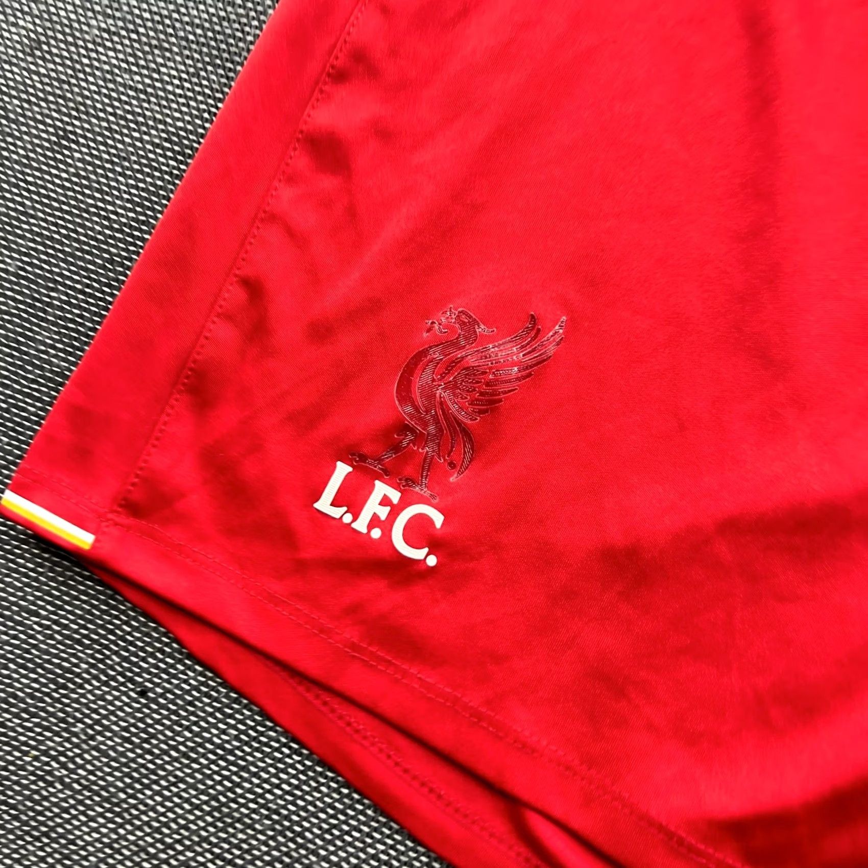 New Balance New Balance Liverpool 2015-2016 Home Mens Shorts M Red Football Adult Size US 31 - 3 Thumbnail