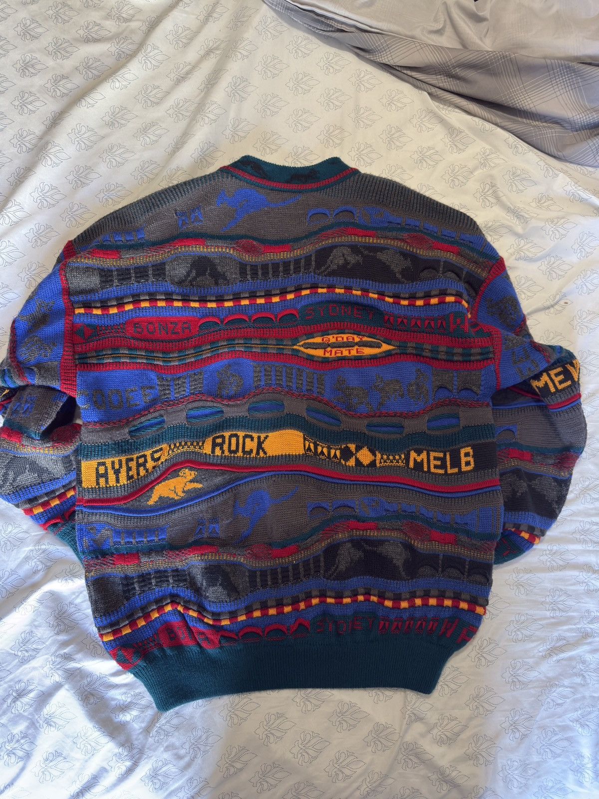 Coogi × Man Made In Australia × Vintage 90s Wool Knitwear Emaroo Australia Cardigan Sweater S Size US S / EU 44-46 / 1 - 6 Thumbnail