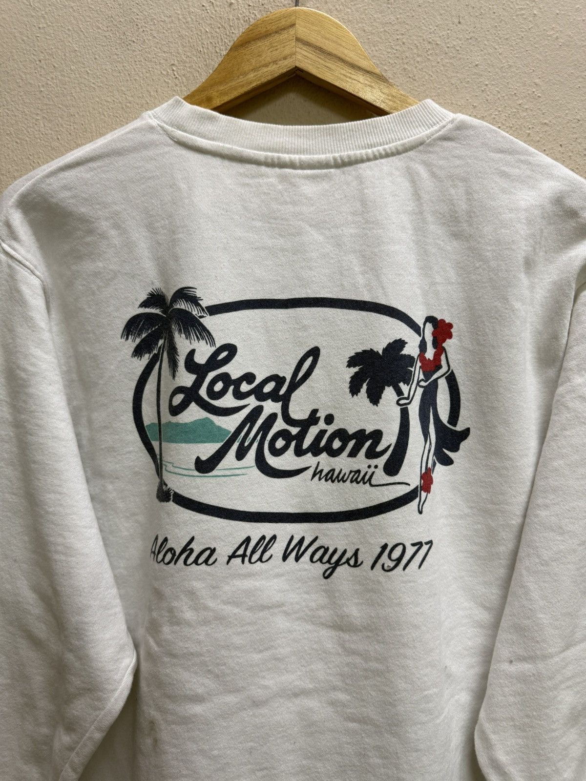 Vintage Local Motion Hawaii Aloha Allways Surfing style Sweatshirt Size US L / EU 52-54 / 3 - 22 Thumbnail