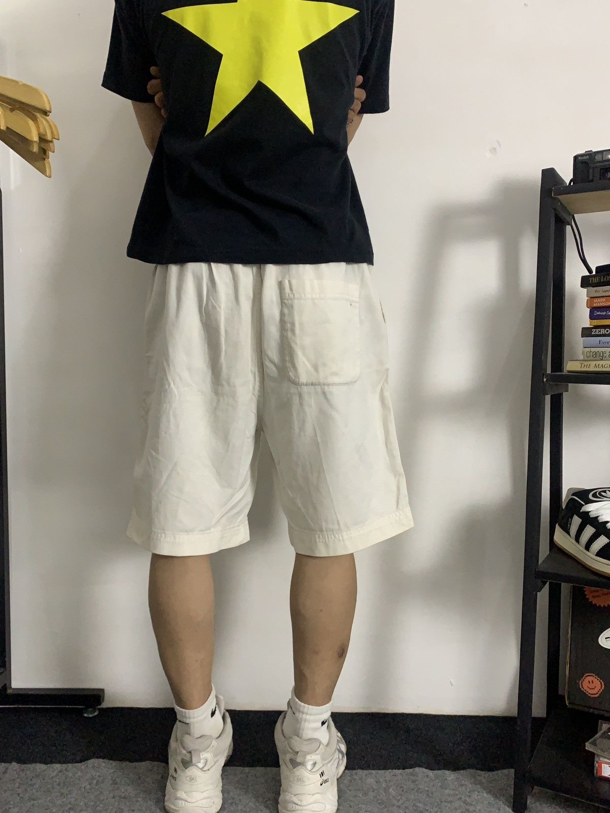 Champion Vintage White 'Champion' Y2K Regular Fit Relaxed Shortpants Size US 32 / EU 48 - 4 Thumbnail