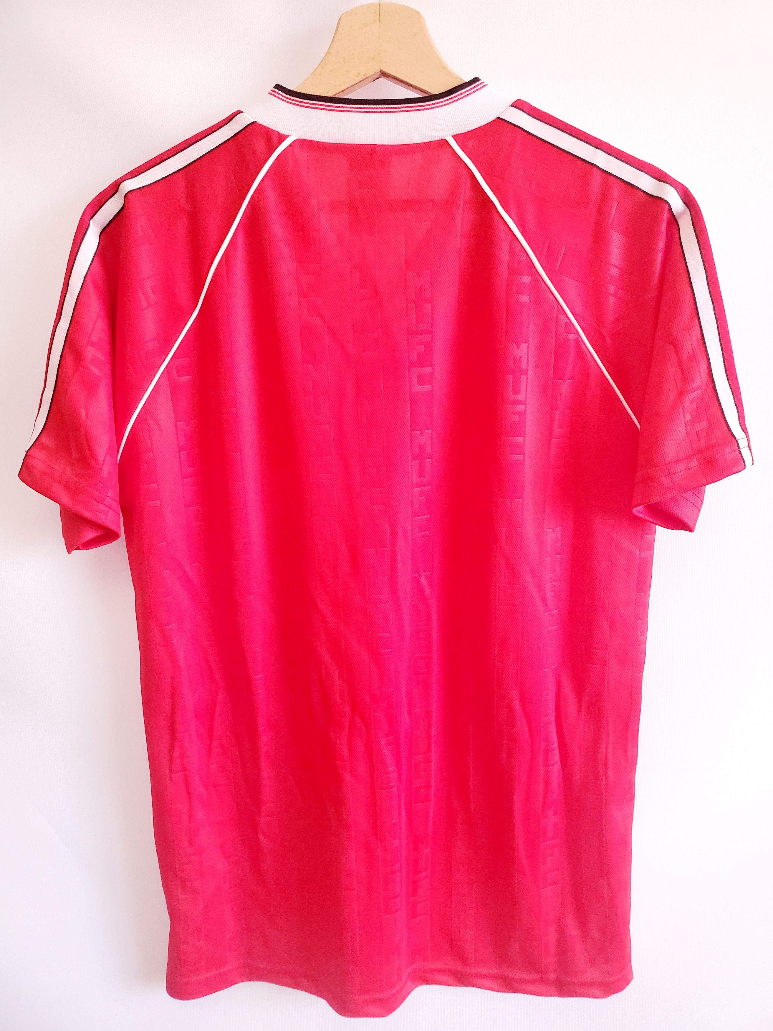 Adidas Manchester United Home Football Shirt, Reprints, size M Size US M / EU 48-50 / 2 - 4 Thumbnail