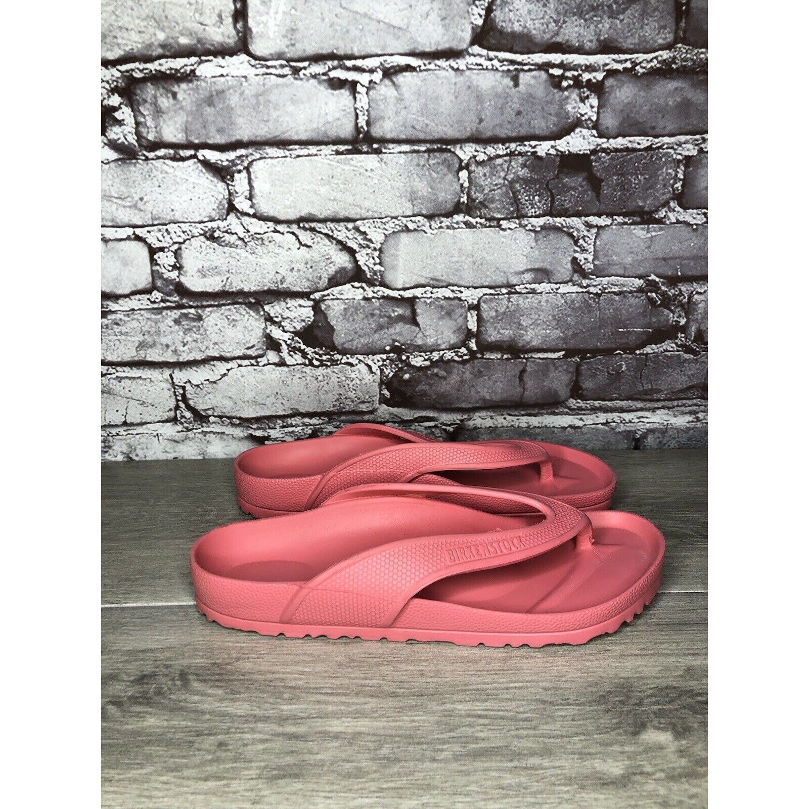Birkenstock Birkenstock Honolulu Eva Lightweight Pink Thong FlipFlop San Size US 10 / IT 40 - 15 Thumbnail