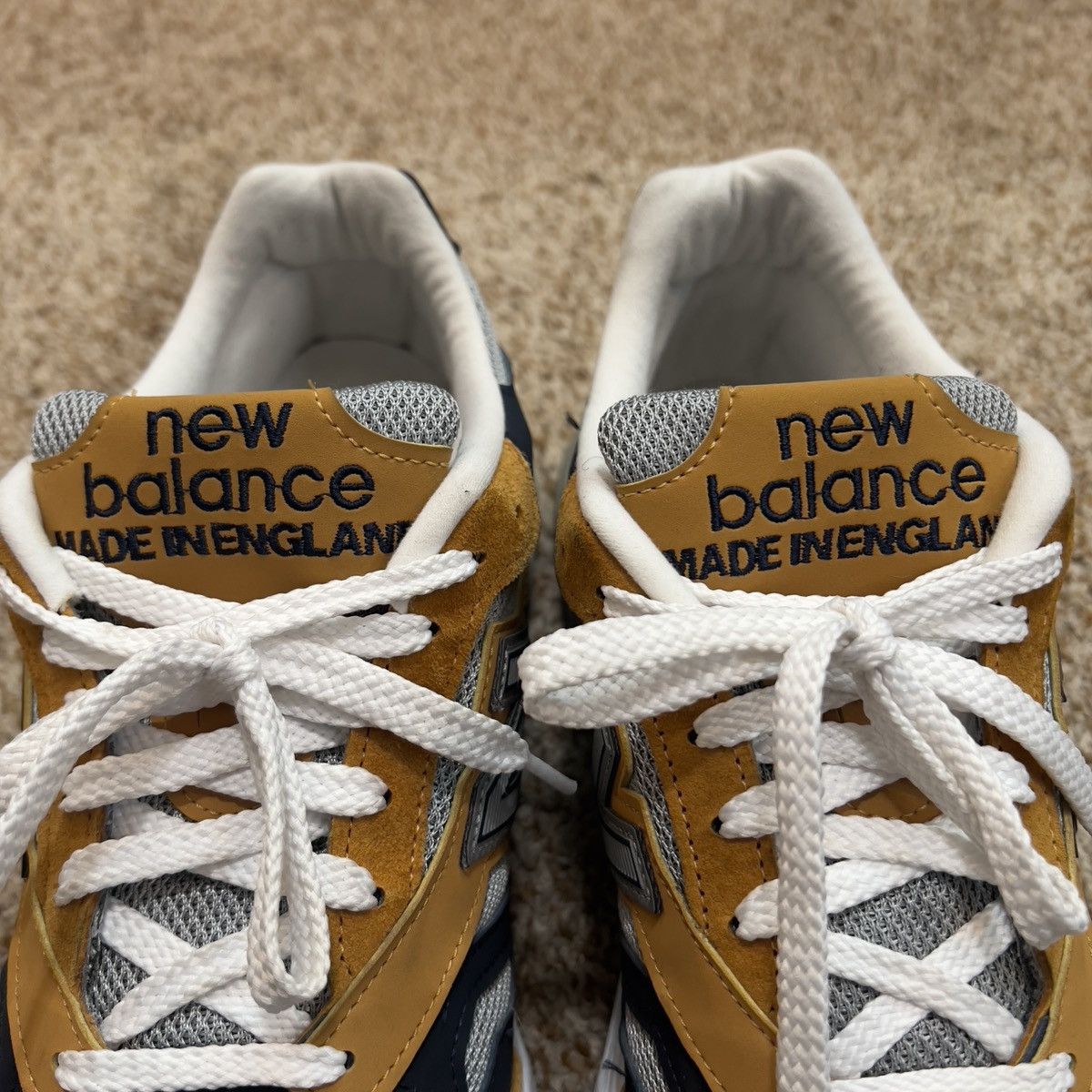 New Balance New Balance 920 Made in England Size US 10.5 / EU 43-44 - 6 Thumbnail