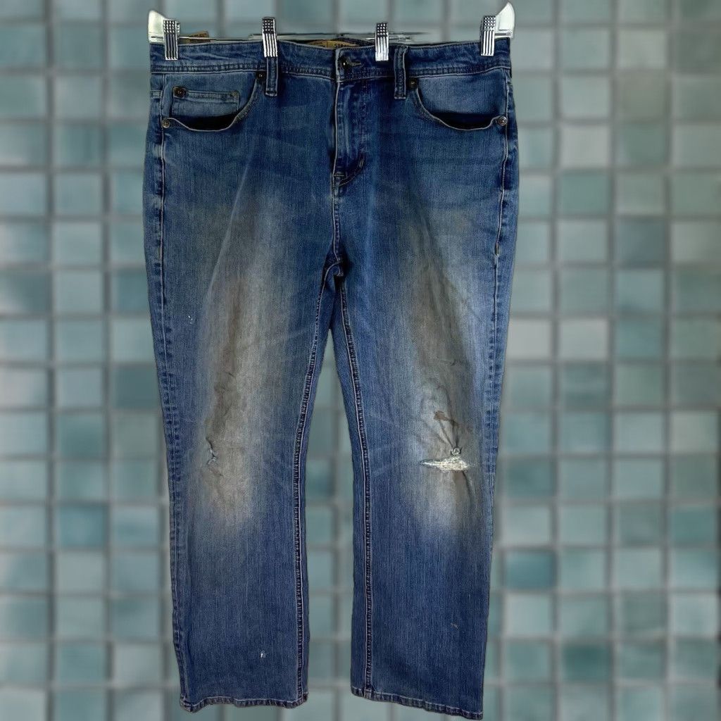 Vintage VINTAGE Seven7 Men's Straight Denim Jeans Size 38 Medium Wash Distressed Blue 29-Inch Inseam Regular Fit Size US 38 / EU 54 - 1 Thumbnail