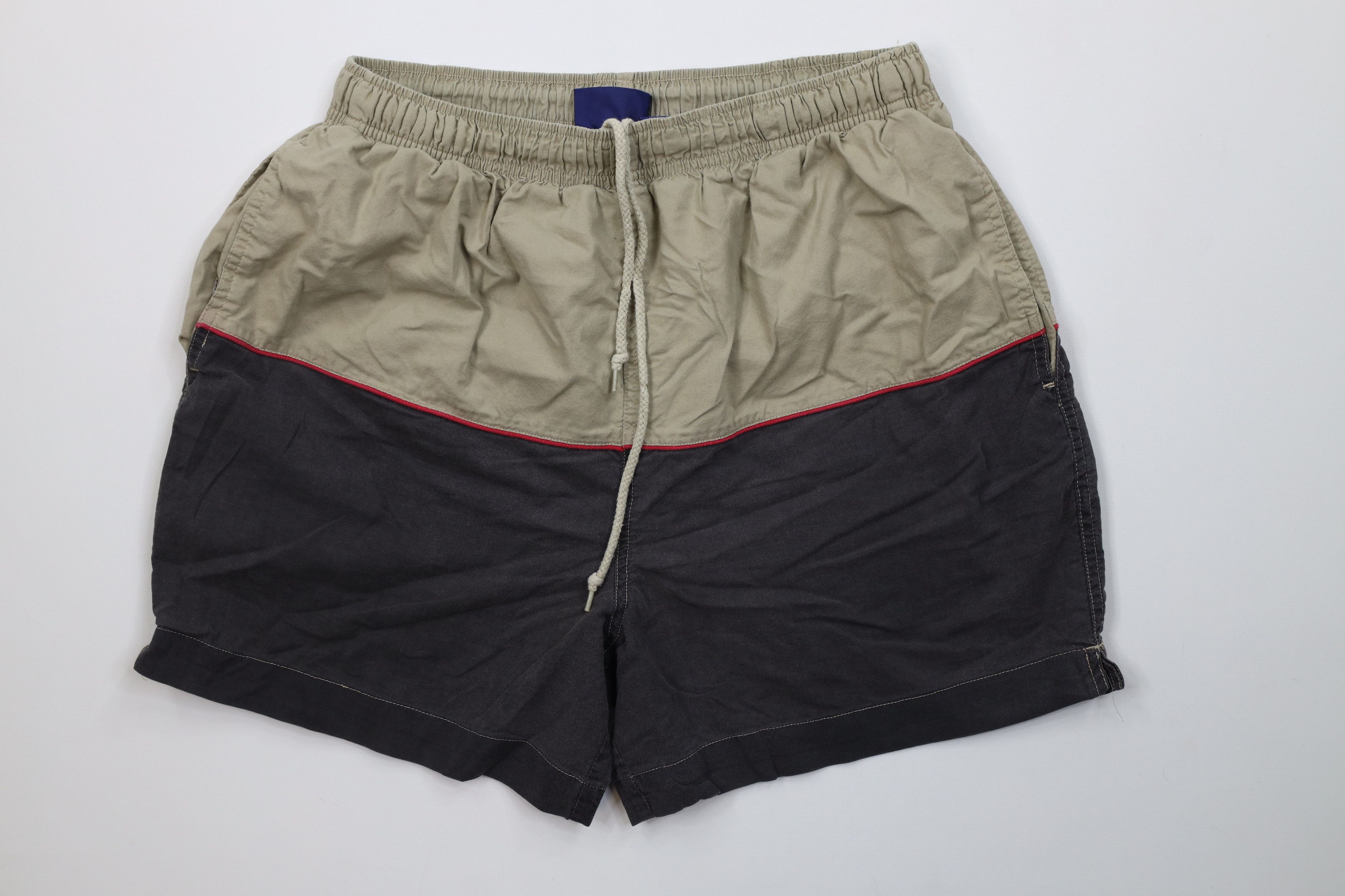Vintage Vintage 90s Streetwear Block Lined Shorts Swim Trunks Cotton Size US 34 / EU 50 - 1 Thumbnail