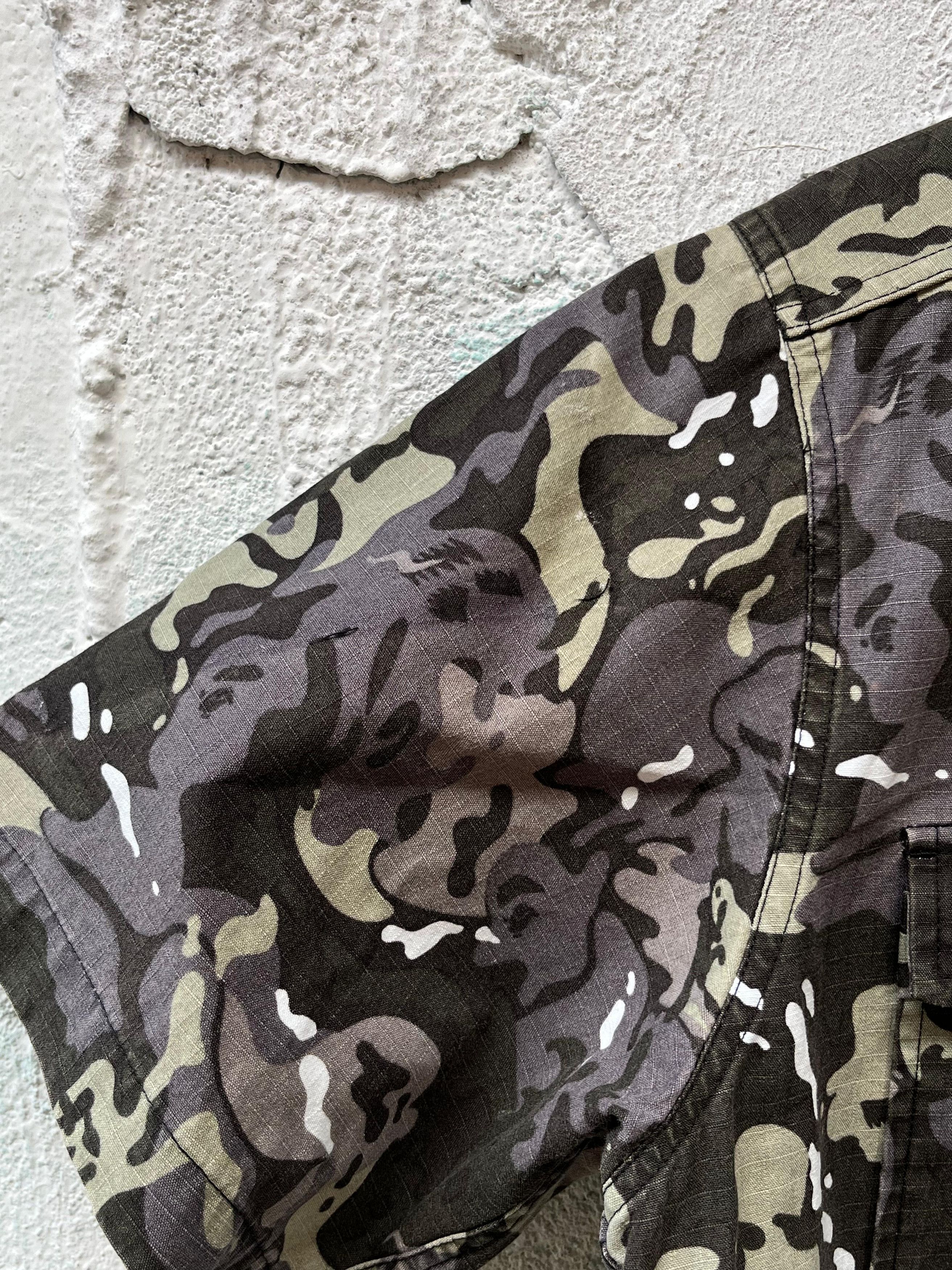 Bape A Bathing Ape Short Sleeve Button Up Black World Gone Mad Size US S / EU 44-46 / 1 - 4 Thumbnail