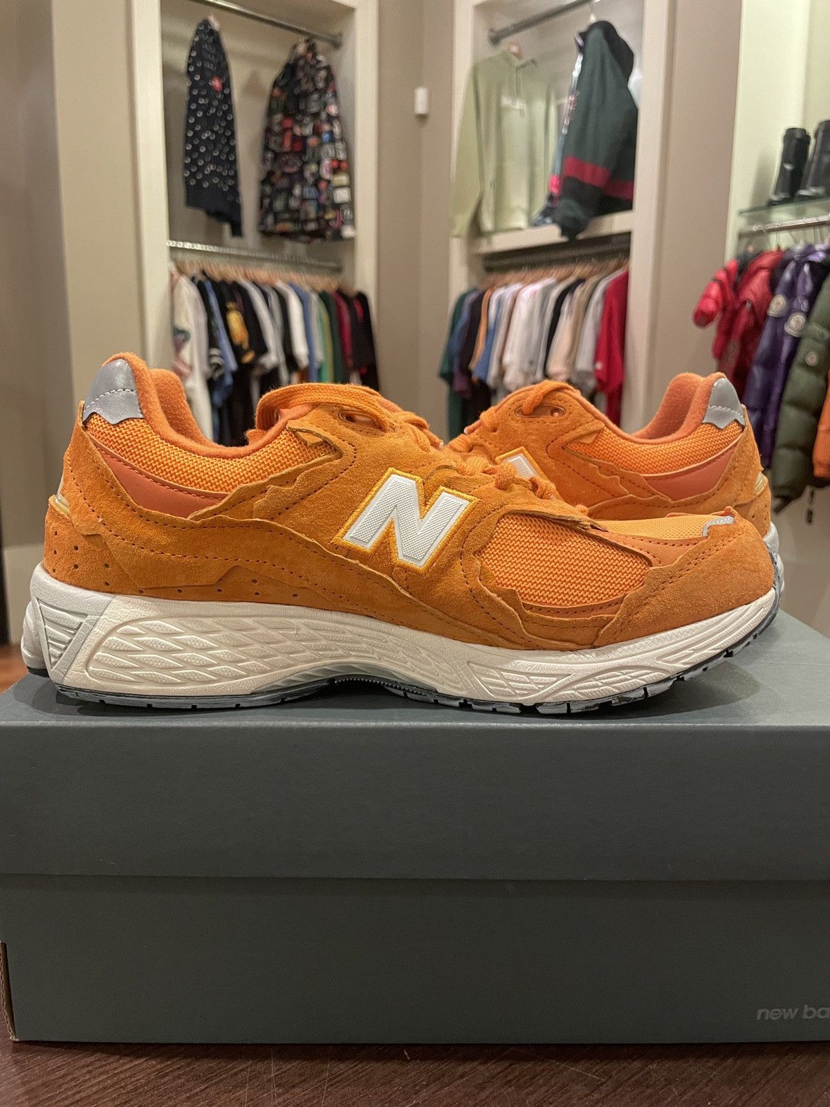 New Balance New Balance 2002R Protection Pack Vintage Orange Size US 9 / EU 42 - 4 Thumbnail