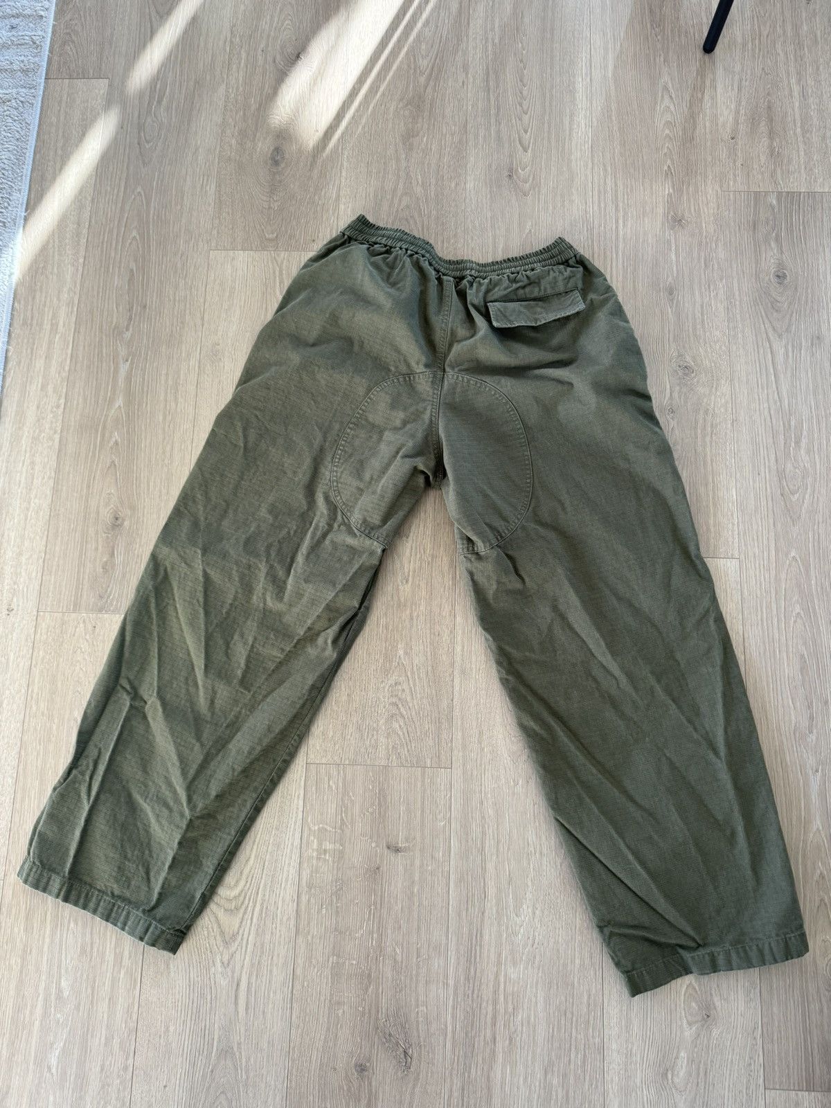 Acne Studios Acne Studios Logo Embroidered Cargo Trousers Size US 30 / EU 46 - 2 Thumbnail