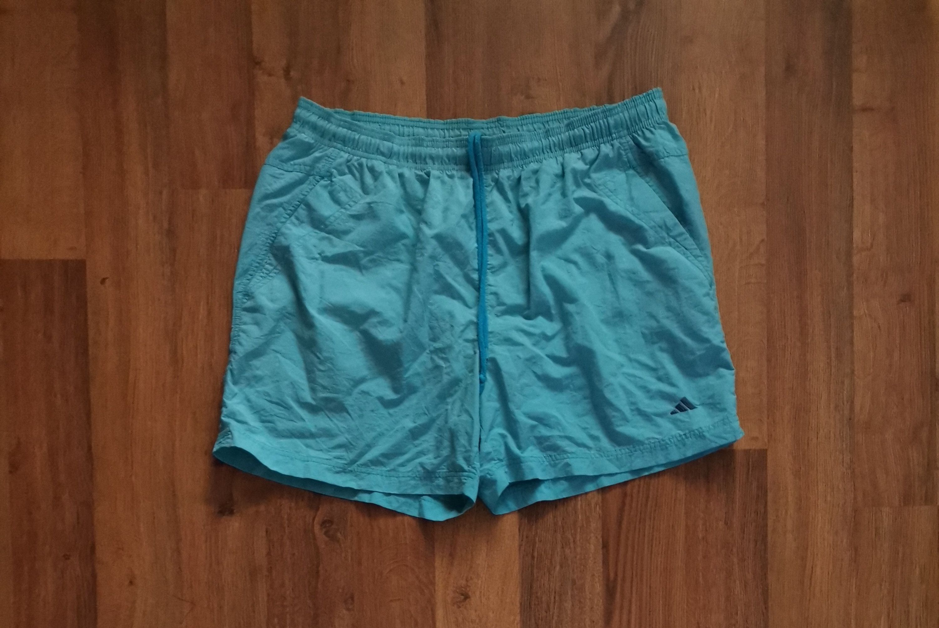 Adidas Vintage Adidas Shorts Size US 34 / EU 50 - 1 Thumbnail