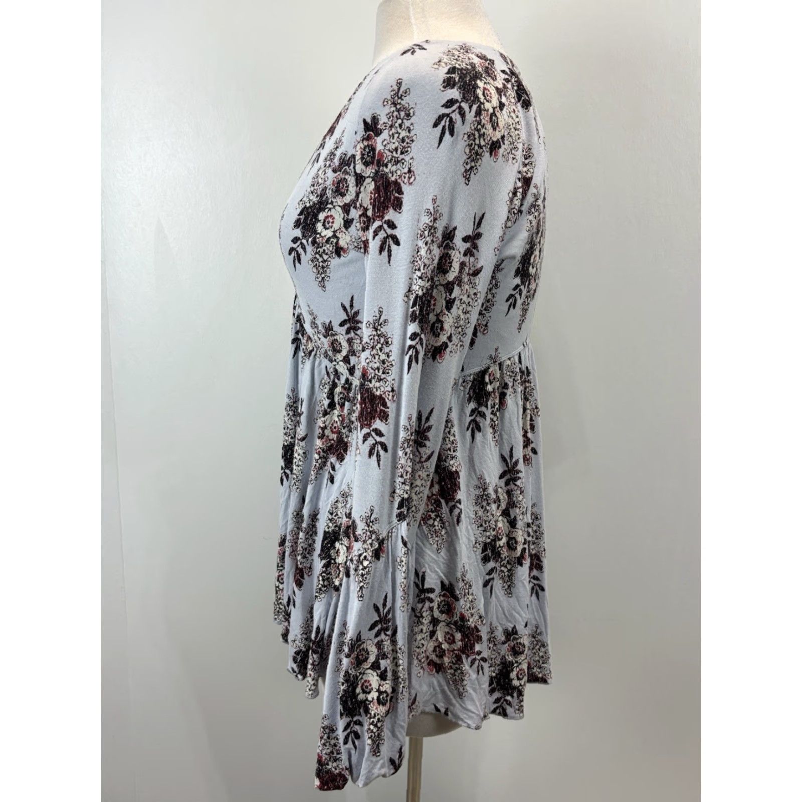Free People Free People Tunic Blouse Adult Medium Blue Floral Boho Hippie Festival Shirt Women Size M / US 6-8 / IT 42-44 - 2 Thumbnail