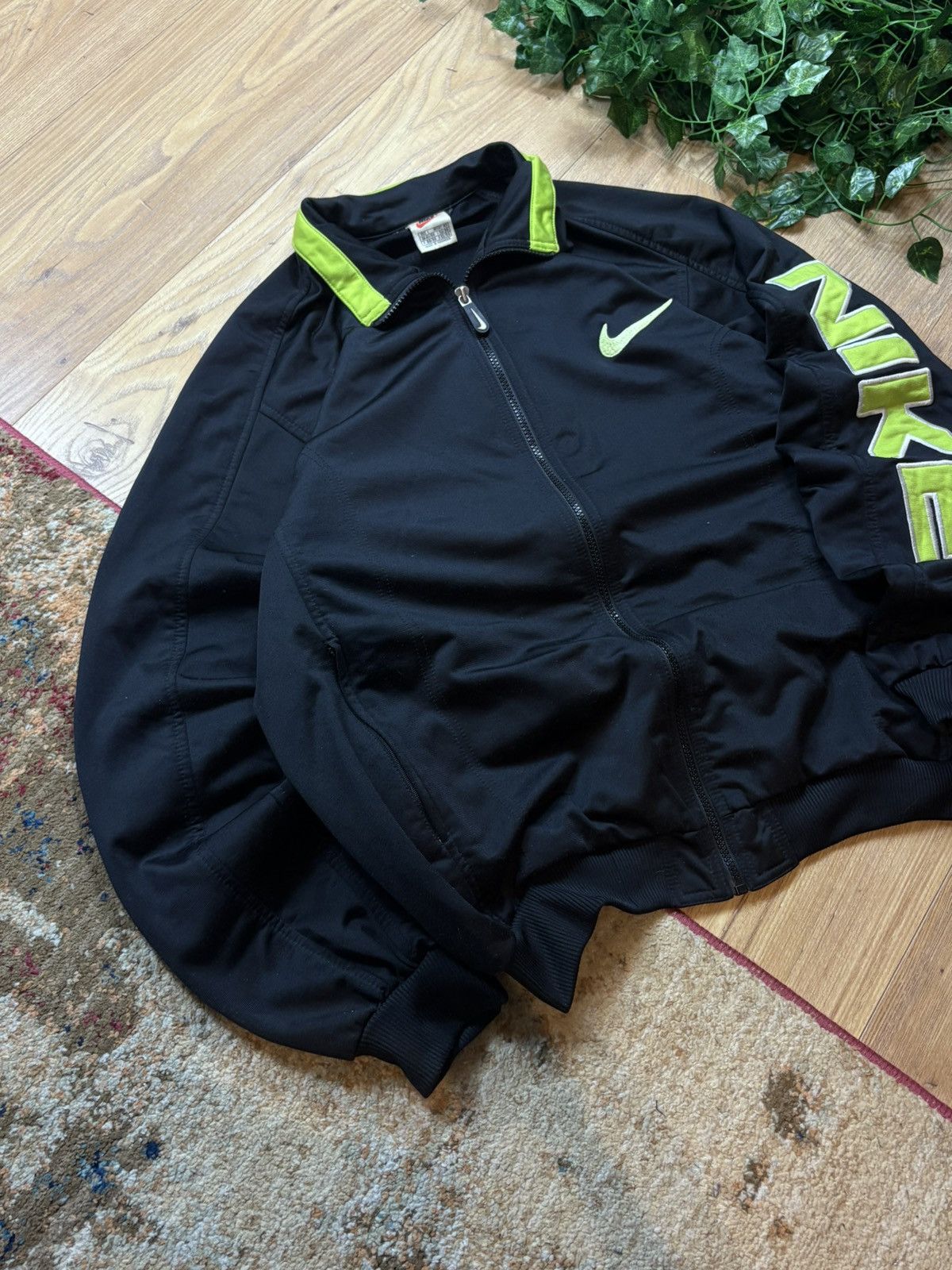 Nike 90s Nike Vintage Track Jacket Big Spellout Sleeve Logo Rare Size US L / EU 52-54 / 3 - 4 Thumbnail