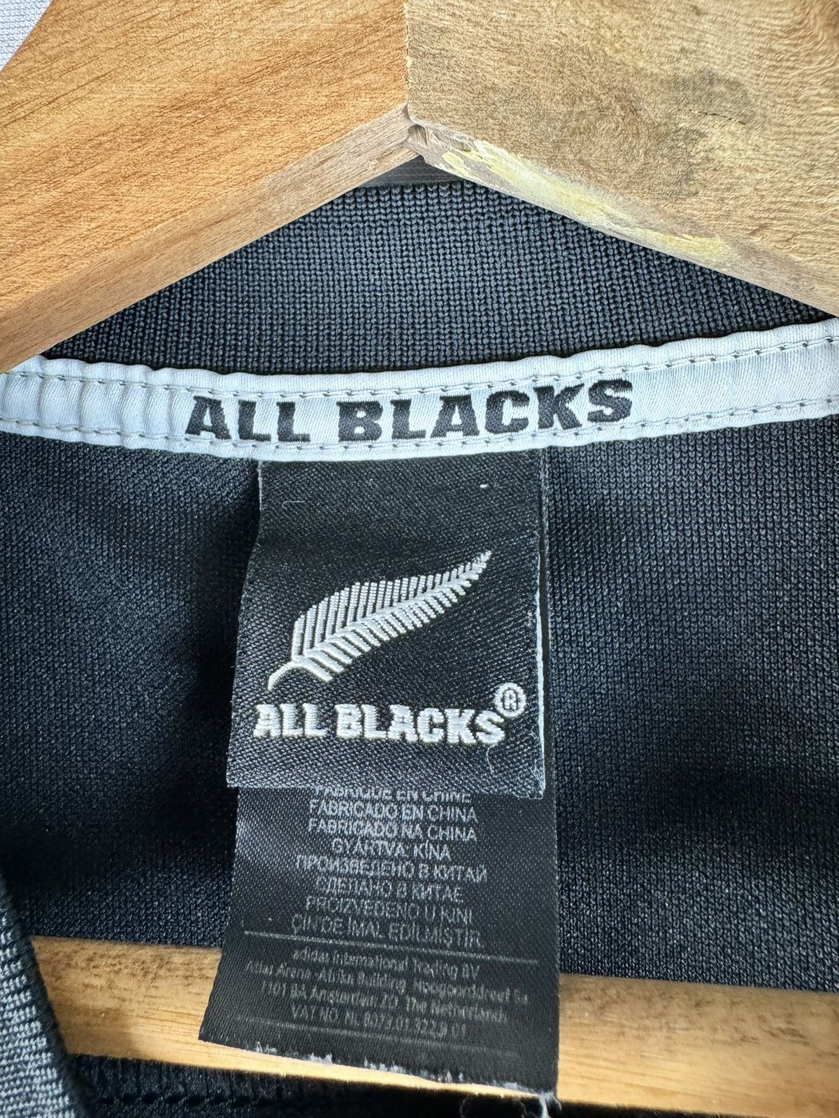 Adidas × Vintage New Zealand All Blacks 2005 2006 Adidas home rugby jersey Size US S / EU 44-46 / 1 - 4 Thumbnail