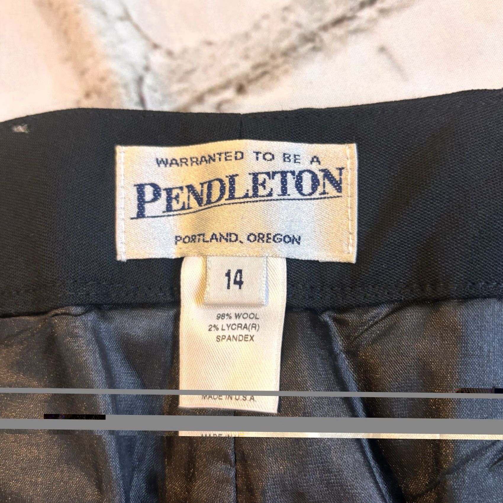Pendleton VINTAGE Pendleton Womens Dress Pants Slacks Wool Black 14 Regular Inseam 32.5" Adult Womens Size 36" / US 14 / IT 50 - 7 Thumbnail