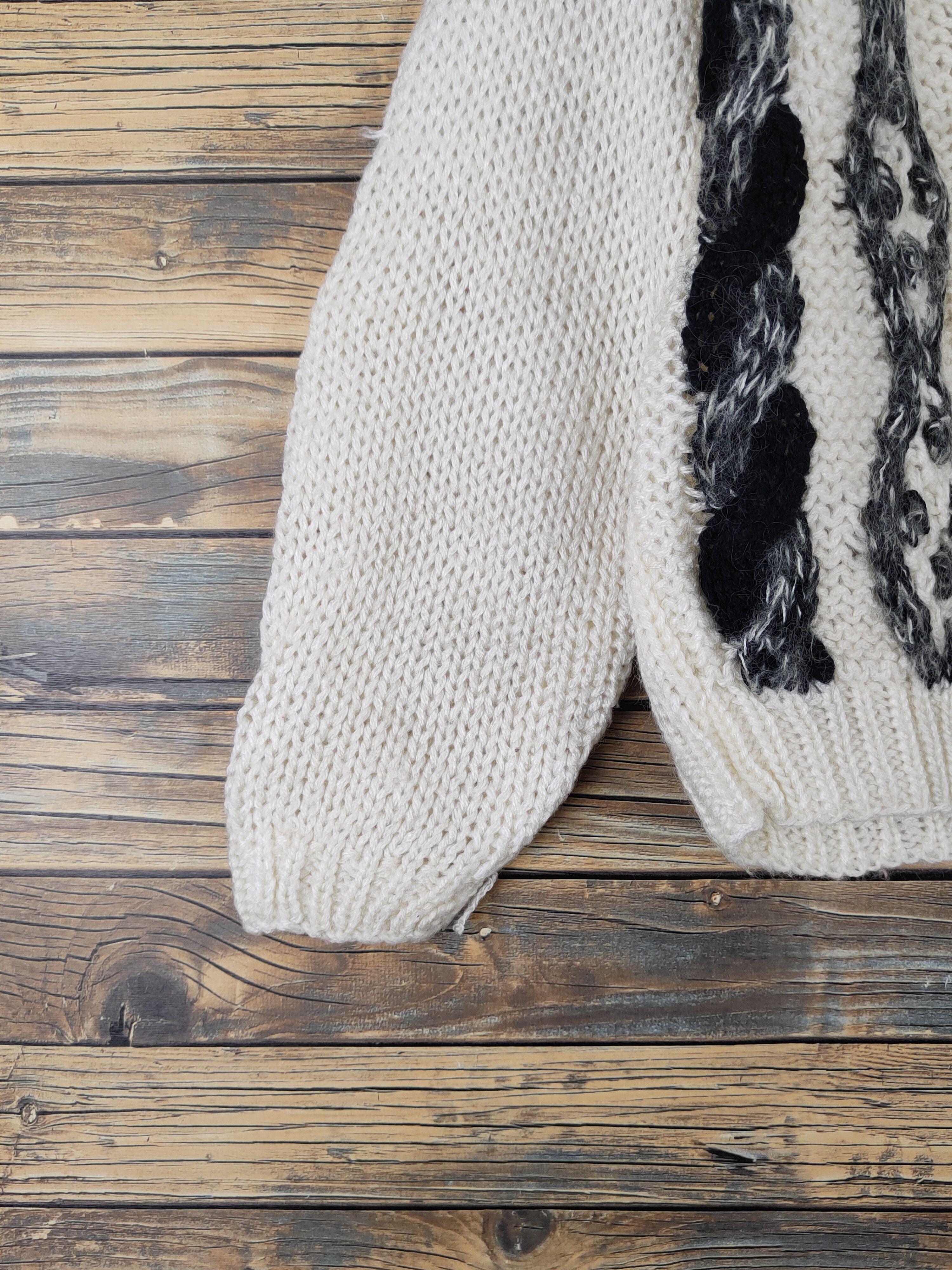Japanese Brand Cecchini Ivory Black Knitwear Sweatshirts #W2014 Size US M / EU 48-50 / 2 - 4 Thumbnail