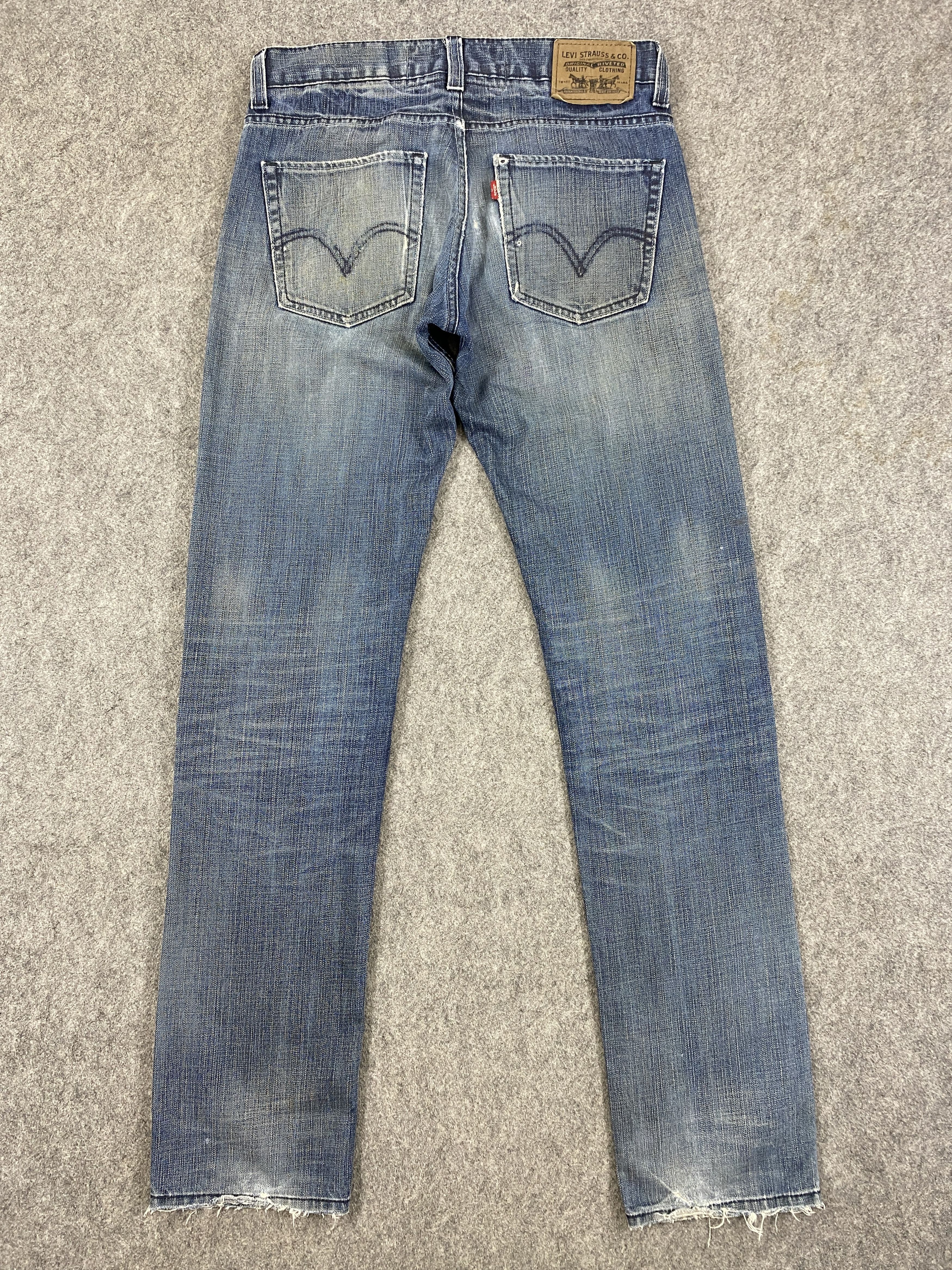 Levi's Distressed Blue Levi's 511 Jeans 31x34.5 Denim -JN2125 Size US 31 - 2 Thumbnail