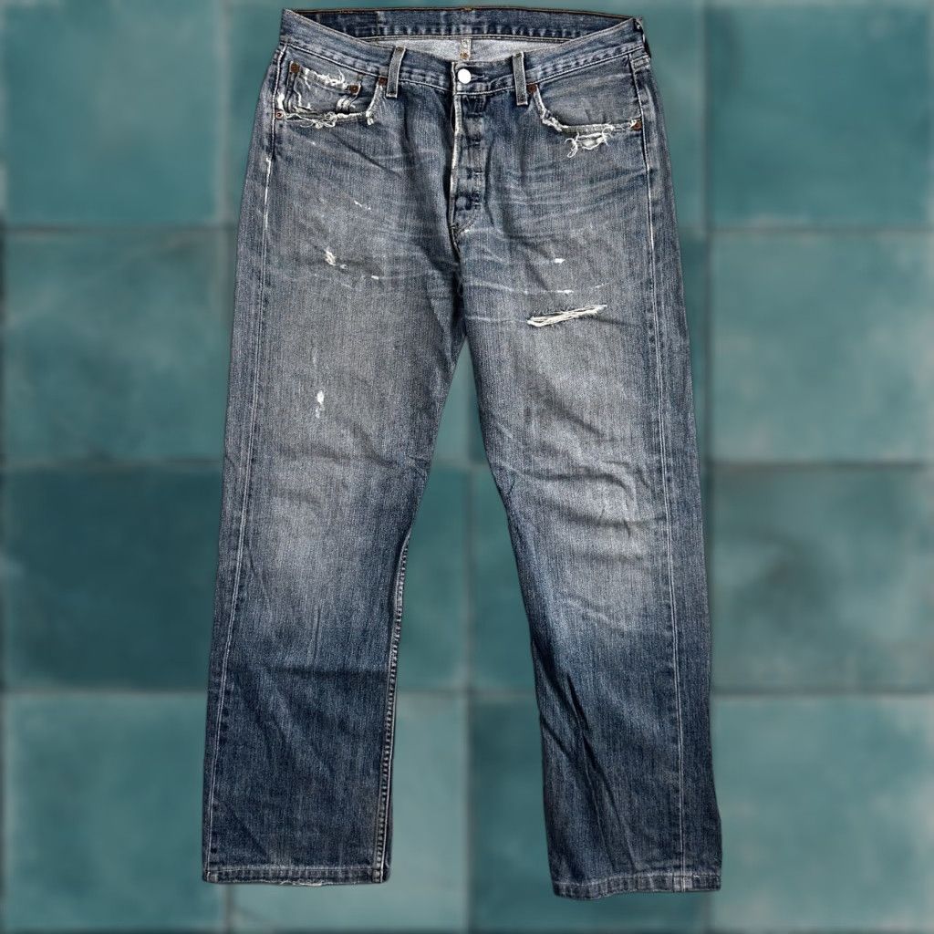 Levi's Levis 501 Vintage Y2K Straight Jeans Blue Med Wash 34x36 90s Men Regular Denim Classic Rise 30 Inseam 34 Blue Size US 34 / EU 50 - 1 Thumbnail