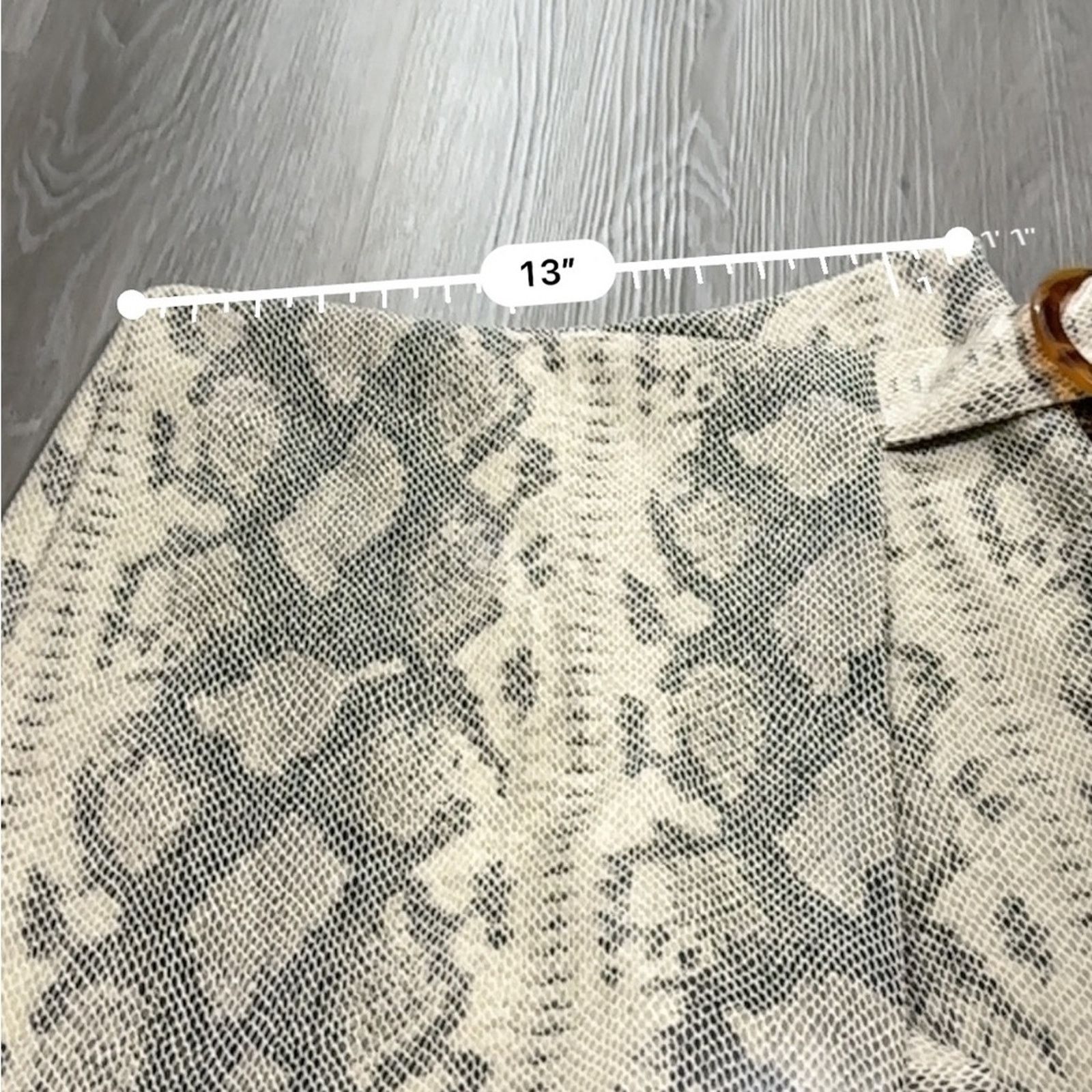 Zara Zara Cream & Gray Snakeskin Print Belted Faux Wrap Skort S Size 26" / US 2 / IT 38 - 10 Thumbnail
