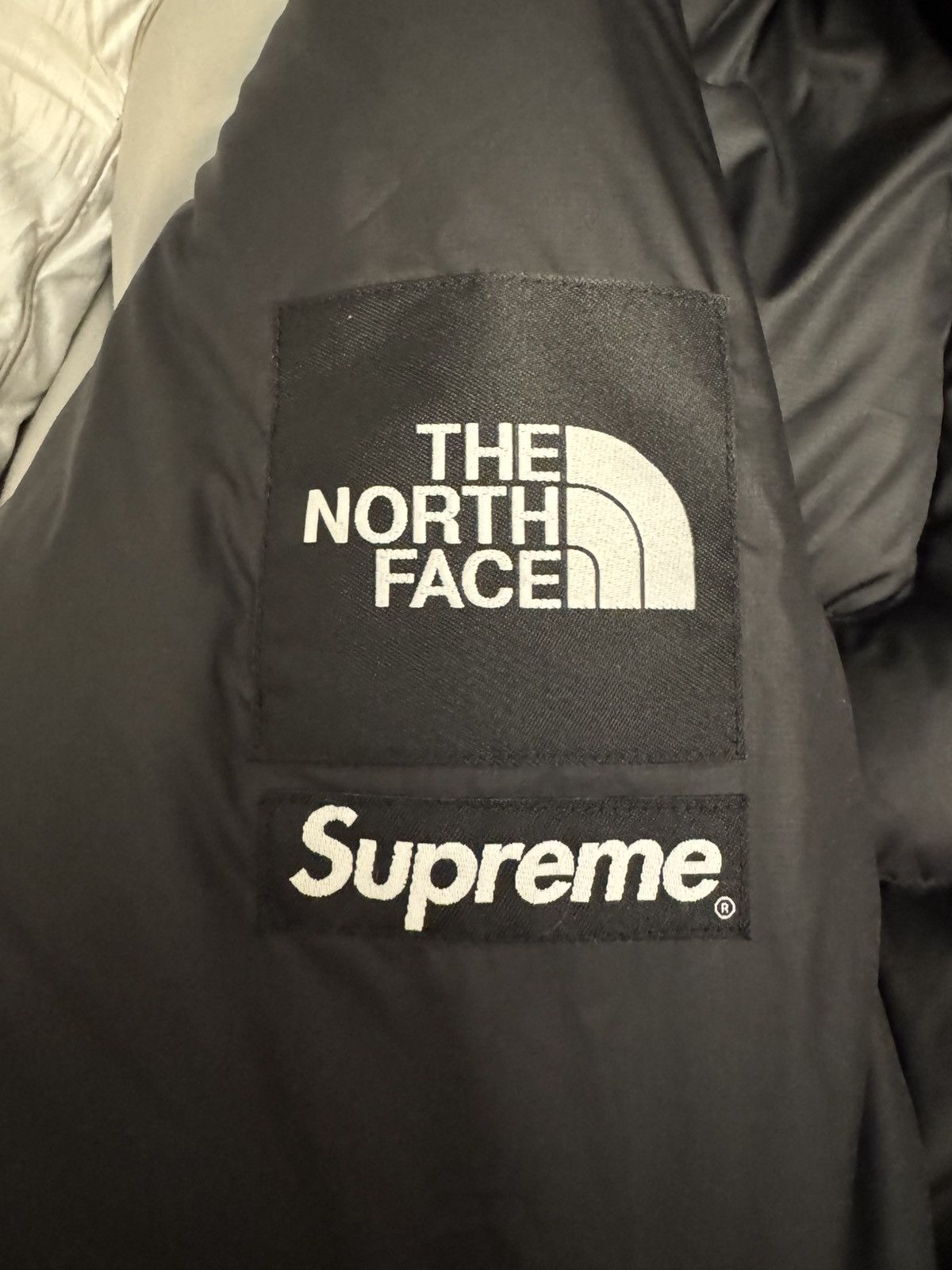 Supreme × The North Face Supreme x The North Face 800 Size US L / EU 52-54 / 3 - 6 Thumbnail