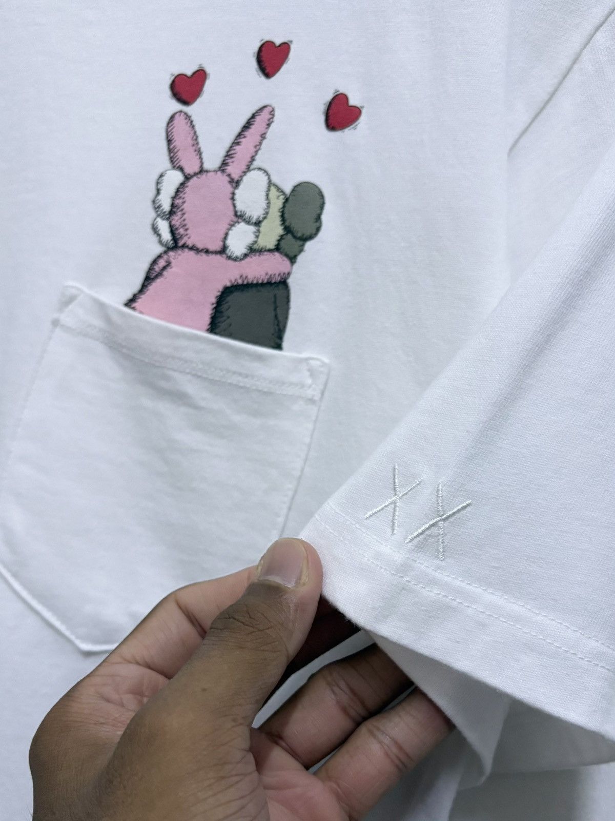 Original Fake 2000's Original Fake " Kaws + Warhol " Kiss Pocket T-Shirt Size US S / EU 44-46 / 1 - 5 Thumbnail