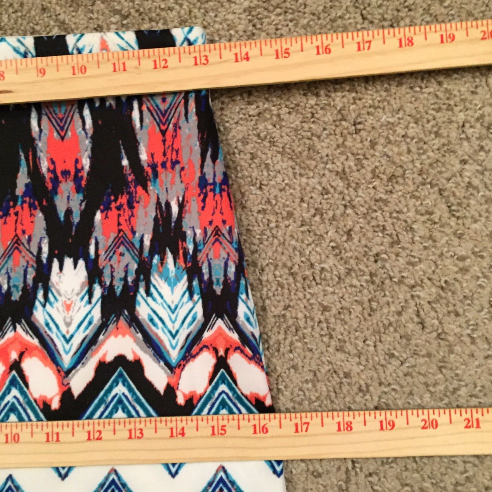 Vintage Sequin Hearts Skirt Midi Blue Orange Geometric Elastic Waist Pull On Sequin Pencil Small Women Girls XS-? Size 28" / US 6 / IT 42 - 3 Thumbnail