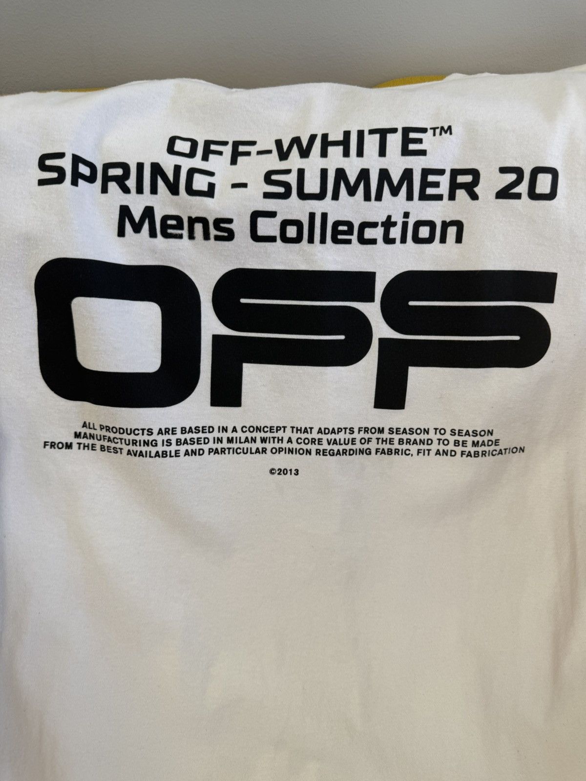 OFF WHITE C/O VIRGIL ABLOH IVORY 'WHITE SWANS' shops T-SHIRT size 38