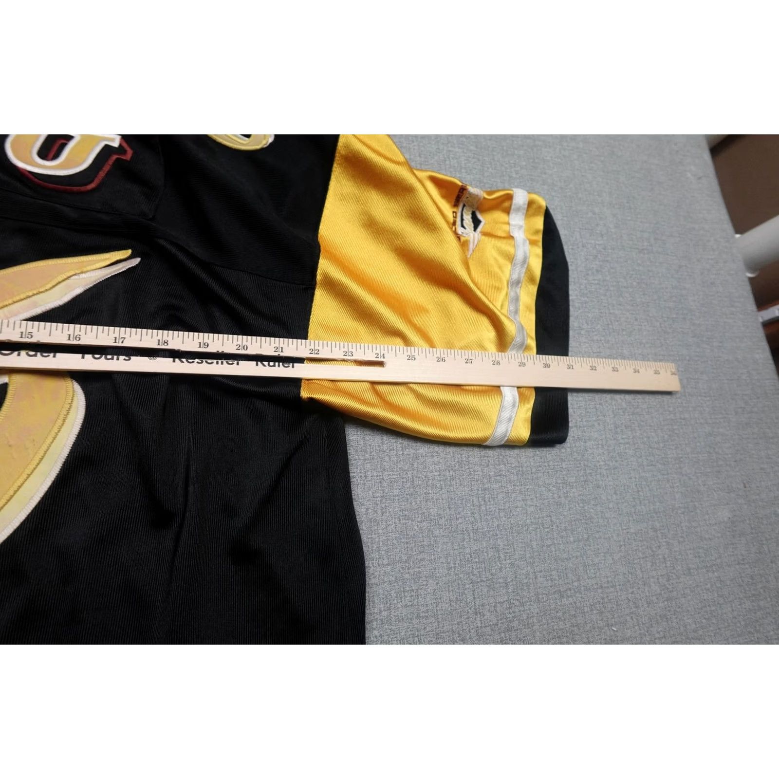 Fubu VINTAGE FUBU Football Jersey Mens XL Yellow Black Limited Edition Heavyweight Size US XL / EU 56 / 4 - 7 Thumbnail