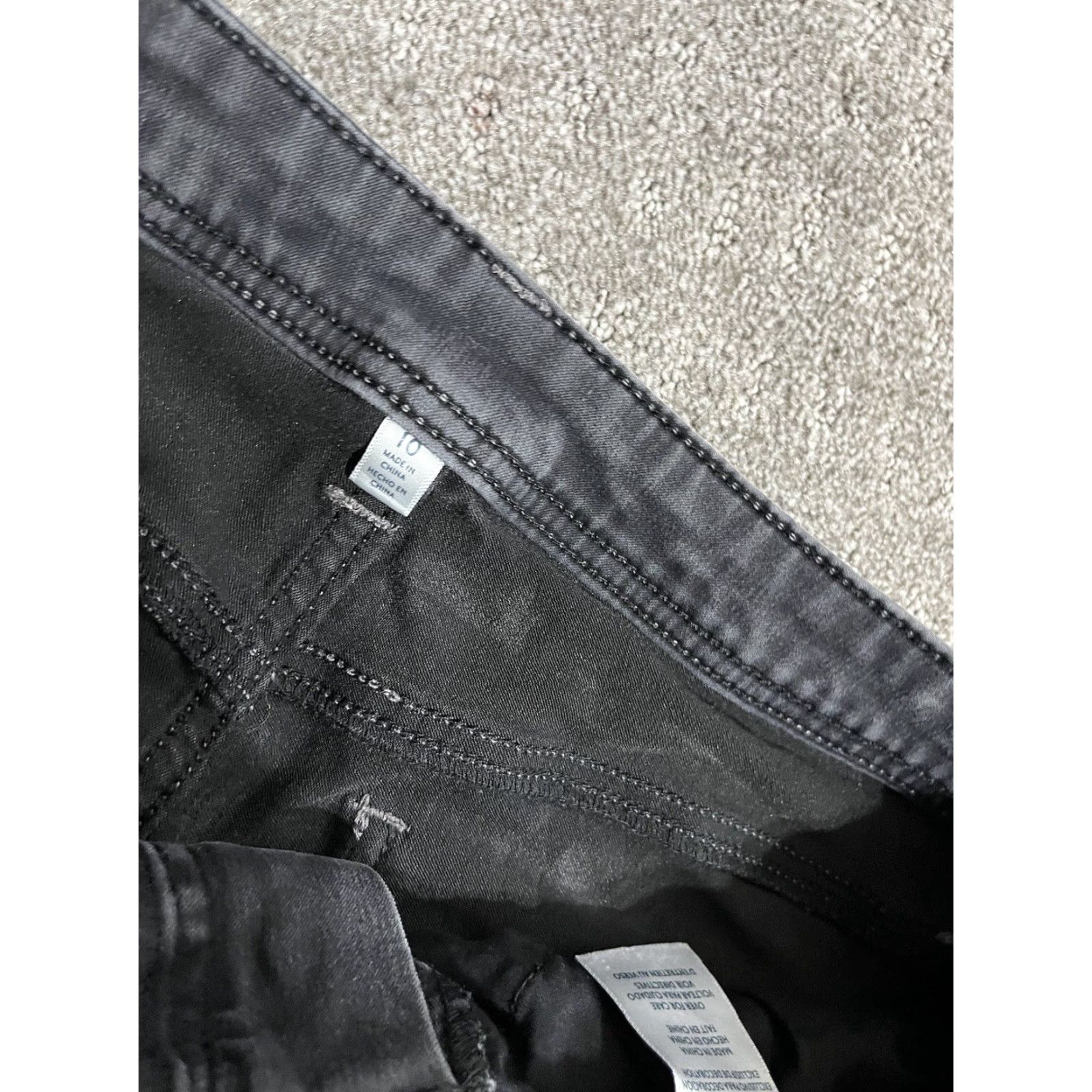 Vintage Women’s 10 Seven7 Mid Rise Skinny Jeans Tapered Ankle Black Distressed Size 32" / US 10 / IT 46 - 6 Thumbnail
