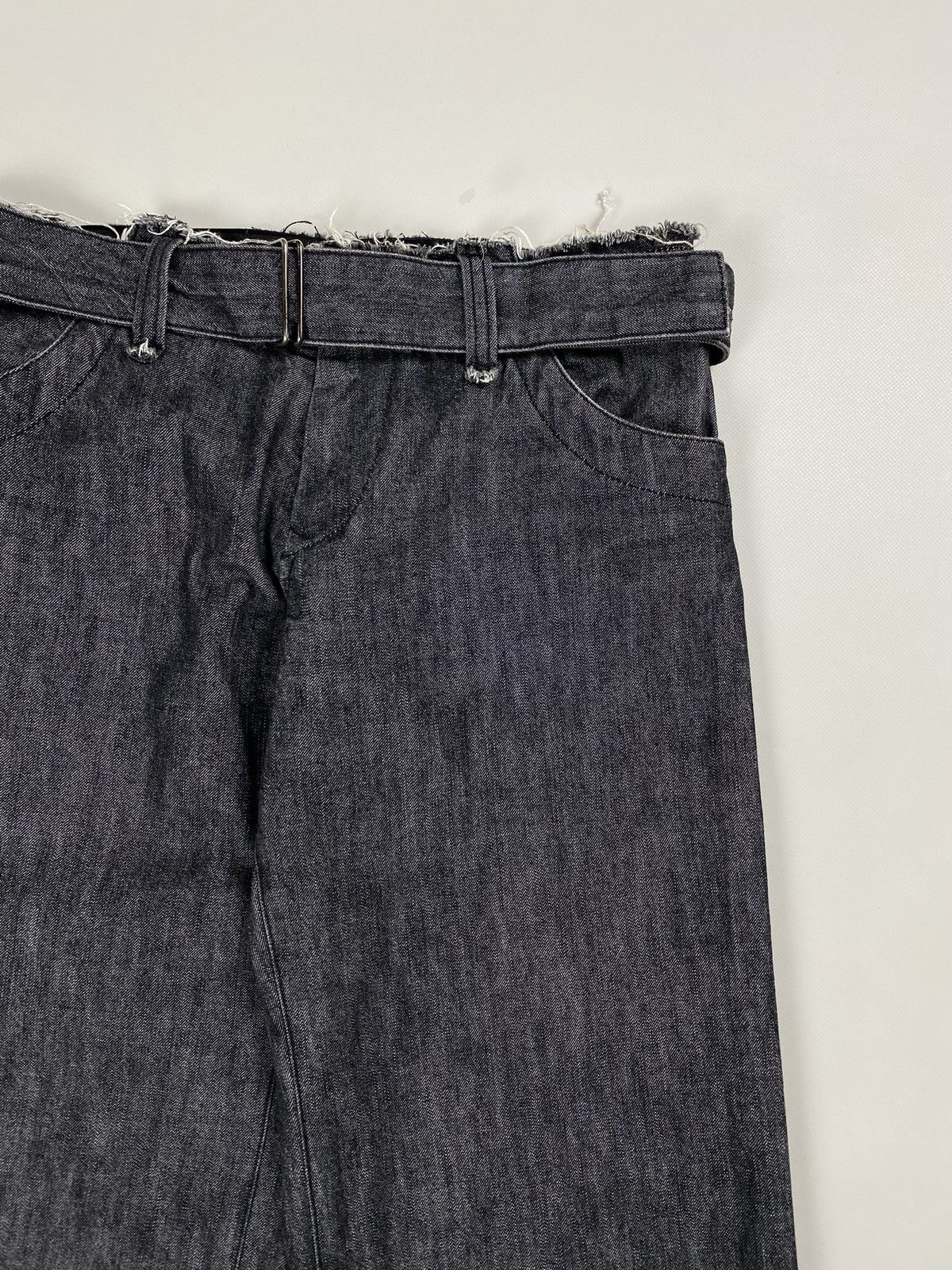 Yohji Yamamoto Yohji Yamamoto Femme Belted Wide Leg Low Rise Cut Jeans Size 26" / US 2 / IT 38 - 9 Thumbnail