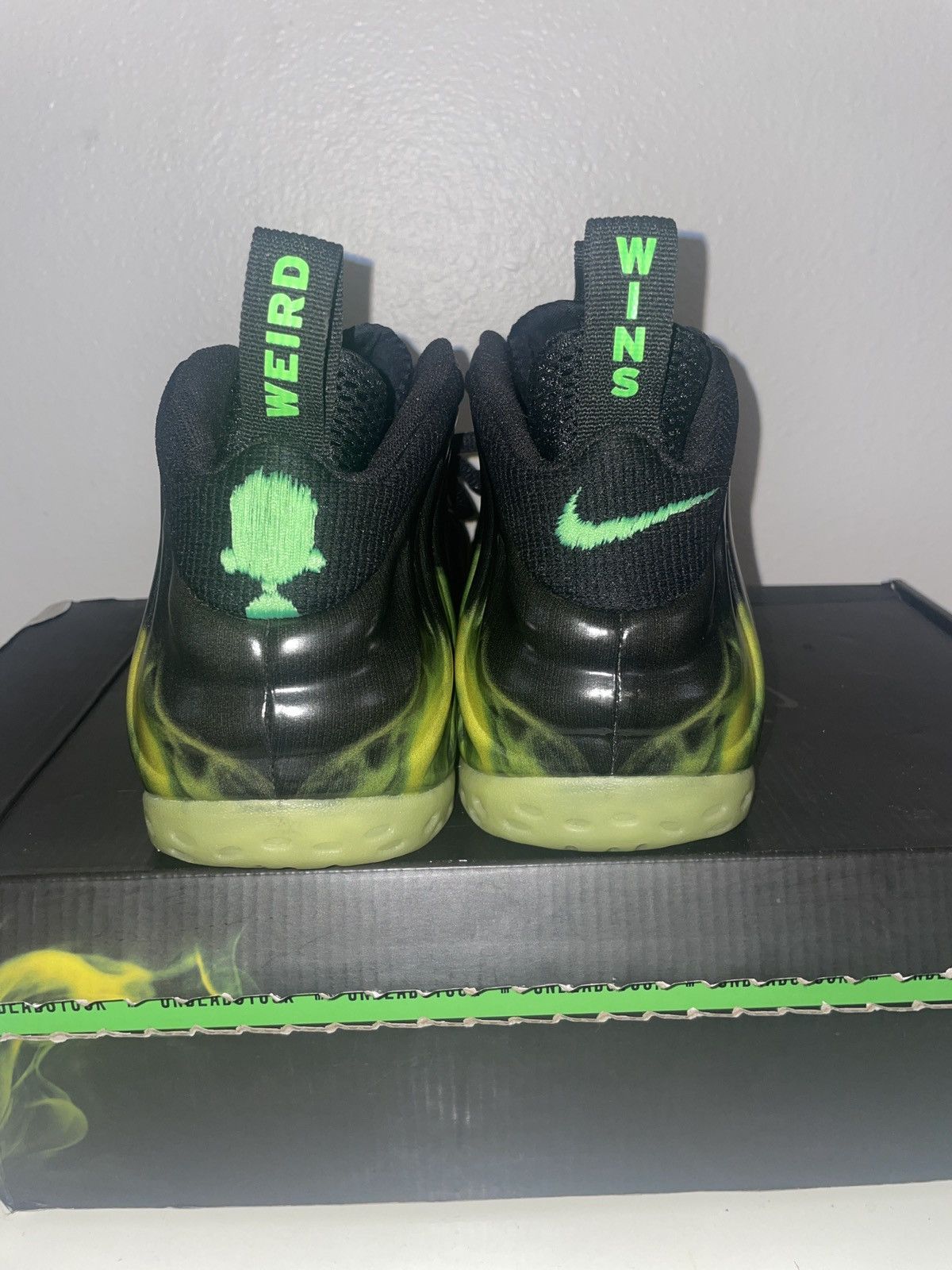 Nike Nike Air Foamposite One Paranorman Size 9 Promo Sample Rare Size US 9 / EU 42 - 4 Thumbnail