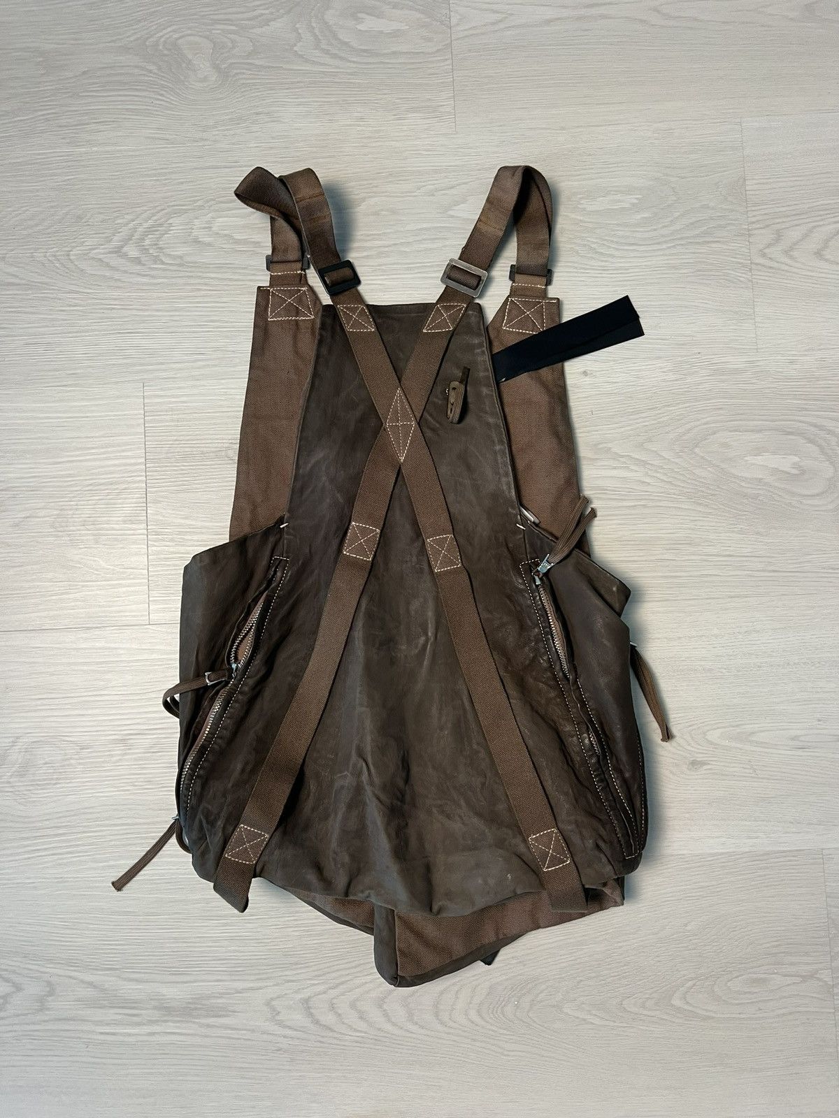 Boris Bidjan Saberi Boris Bidjan Saberi adjustable buckle detail gilet Size US XL / EU 56 / 4 - 4 Thumbnail