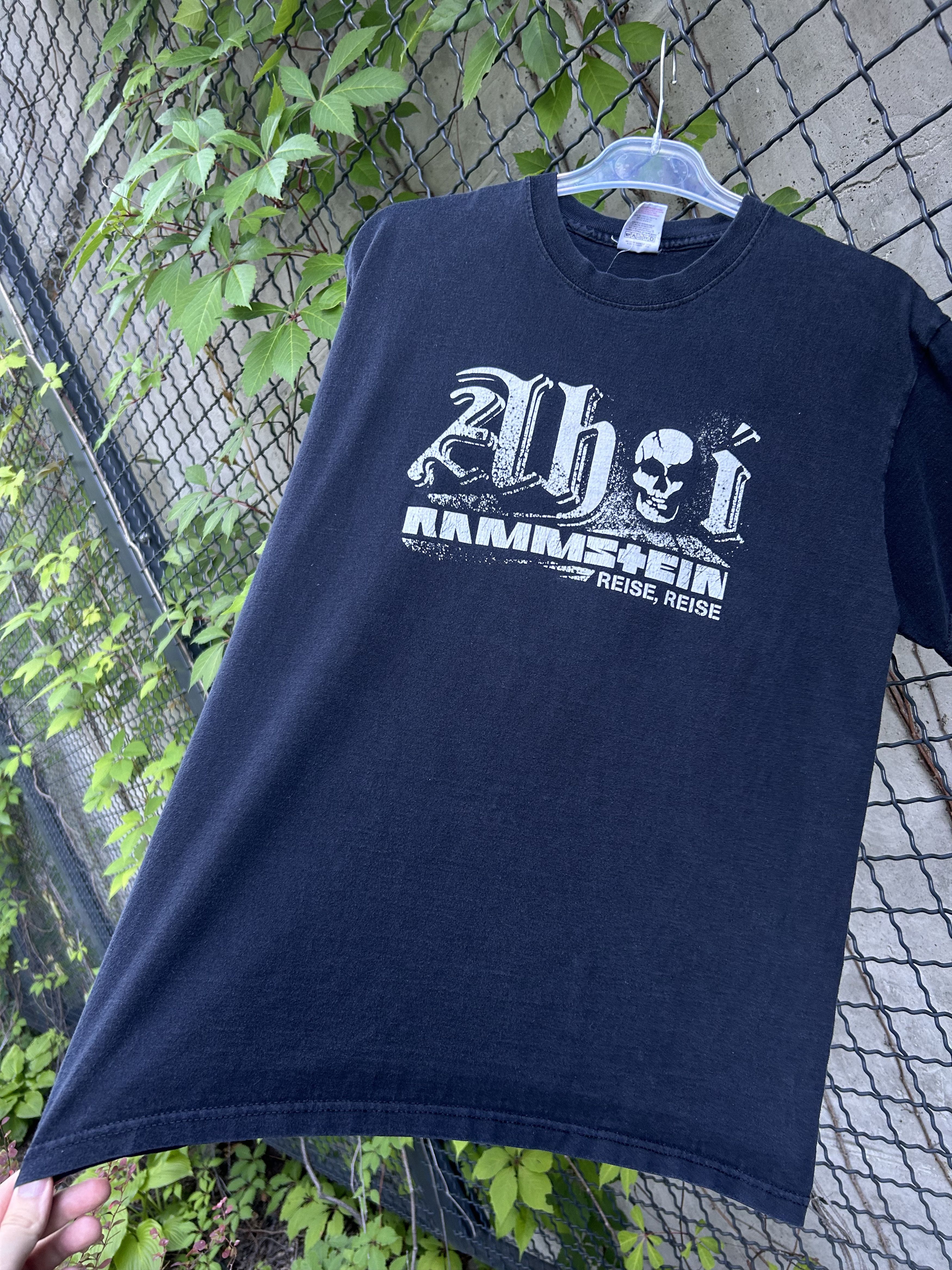 Band Tees Vintage 2000s Rammstein Reise, Reise Rock Band T-shirt Size US M / EU 48-50 / 2 - 11 Thumbnail