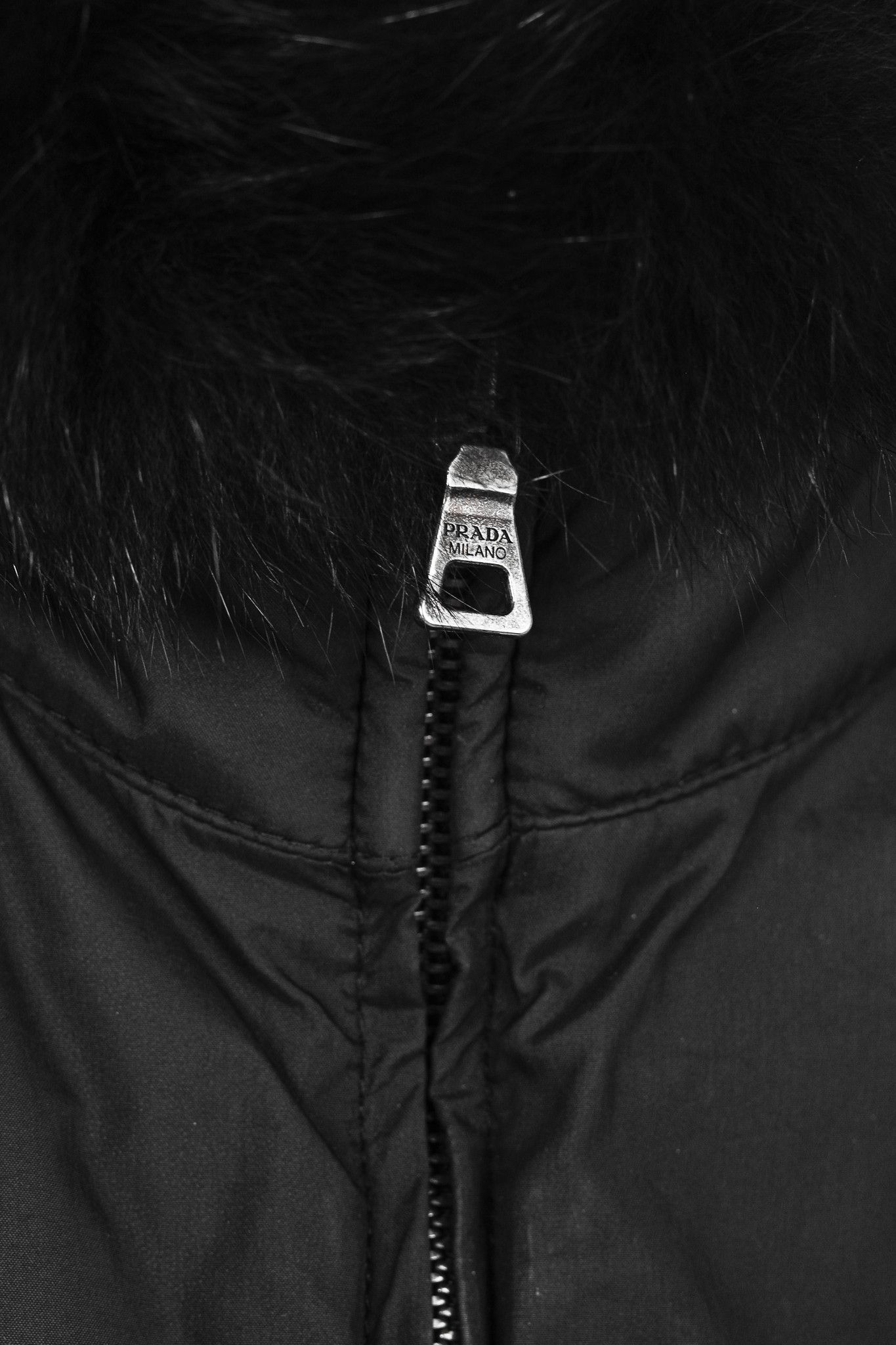 Prada Prada Black Nylon Belted Fox-Fur-Trim Vest Size S / US 4 / IT 40 - 10 Thumbnail