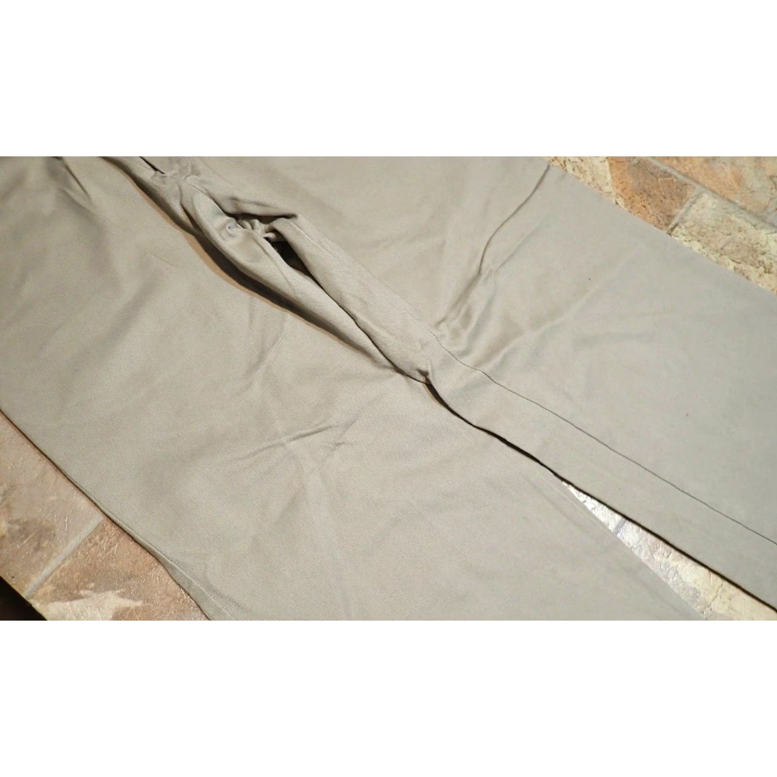 Vintage VINTAGE Duck Head Chino Pants 30x27 Men Beige Cotton Khaki 1980s Classic USA Made in USA Zip Fly Straight Pocket Front Rise 30 27" 39" Hips Size US 30 / EU 46 - 7 Thumbnail