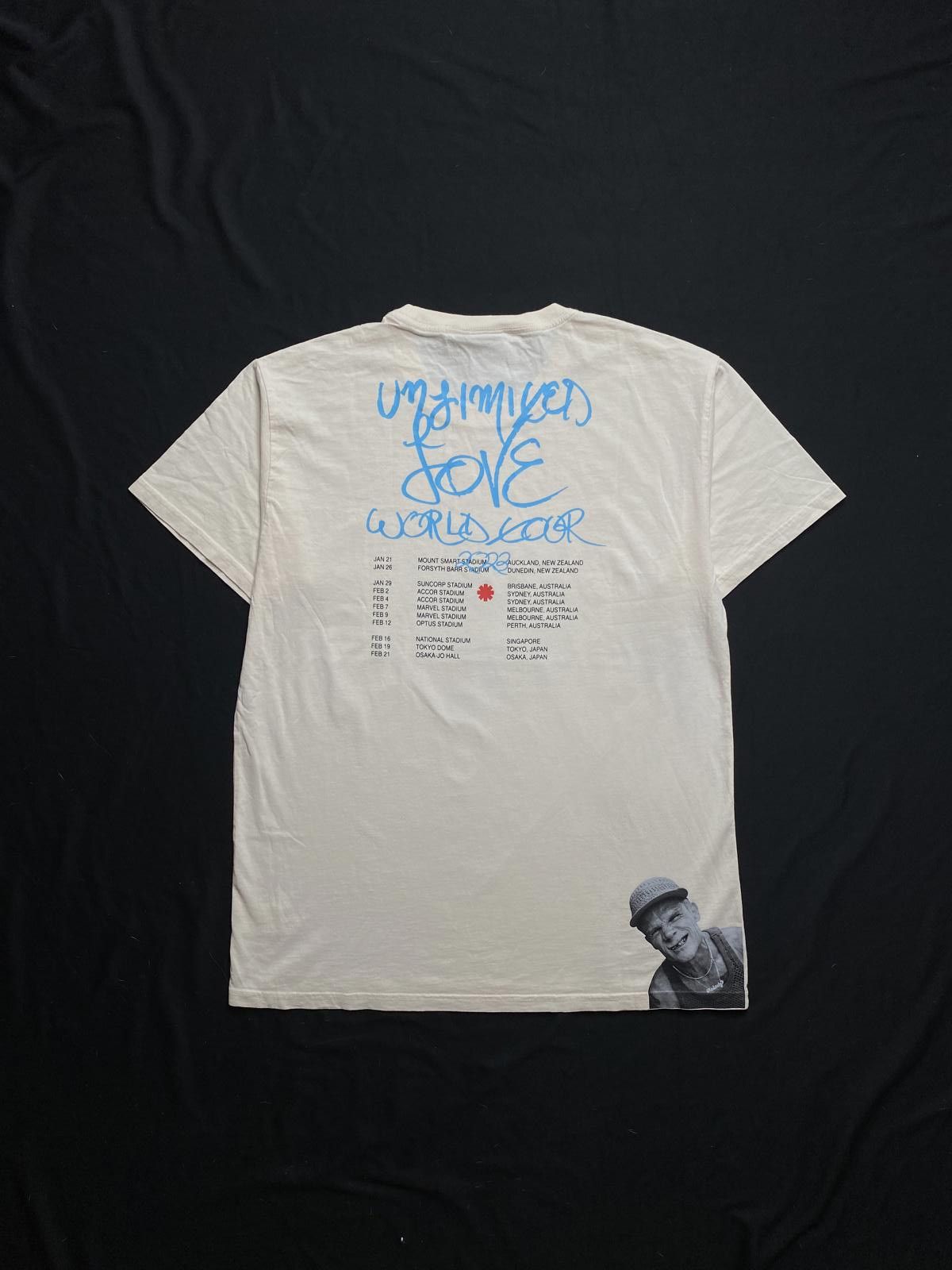 Japanese Brand Rare Red Hot Chili Peppers Unlimited Love T-shirt Large Size US L / EU 52-54 / 3 - 6 Thumbnail