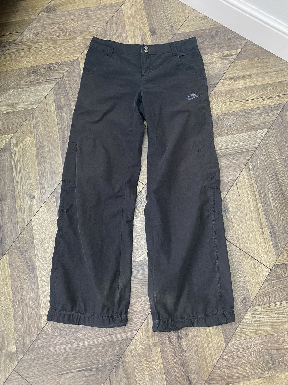 Nike × Vintage Vintage Nike Women’s Cargo Pants Size 30" / US 8 / IT 44 - 3 Thumbnail