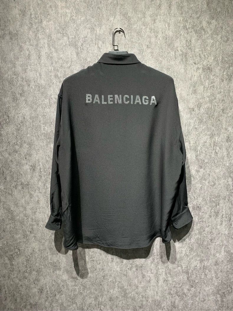 Balenciaga Balenciaga Back logo shirt 2502-Nextarrow Size XS / US 0-2 / IT 36-38 - 2 Thumbnail