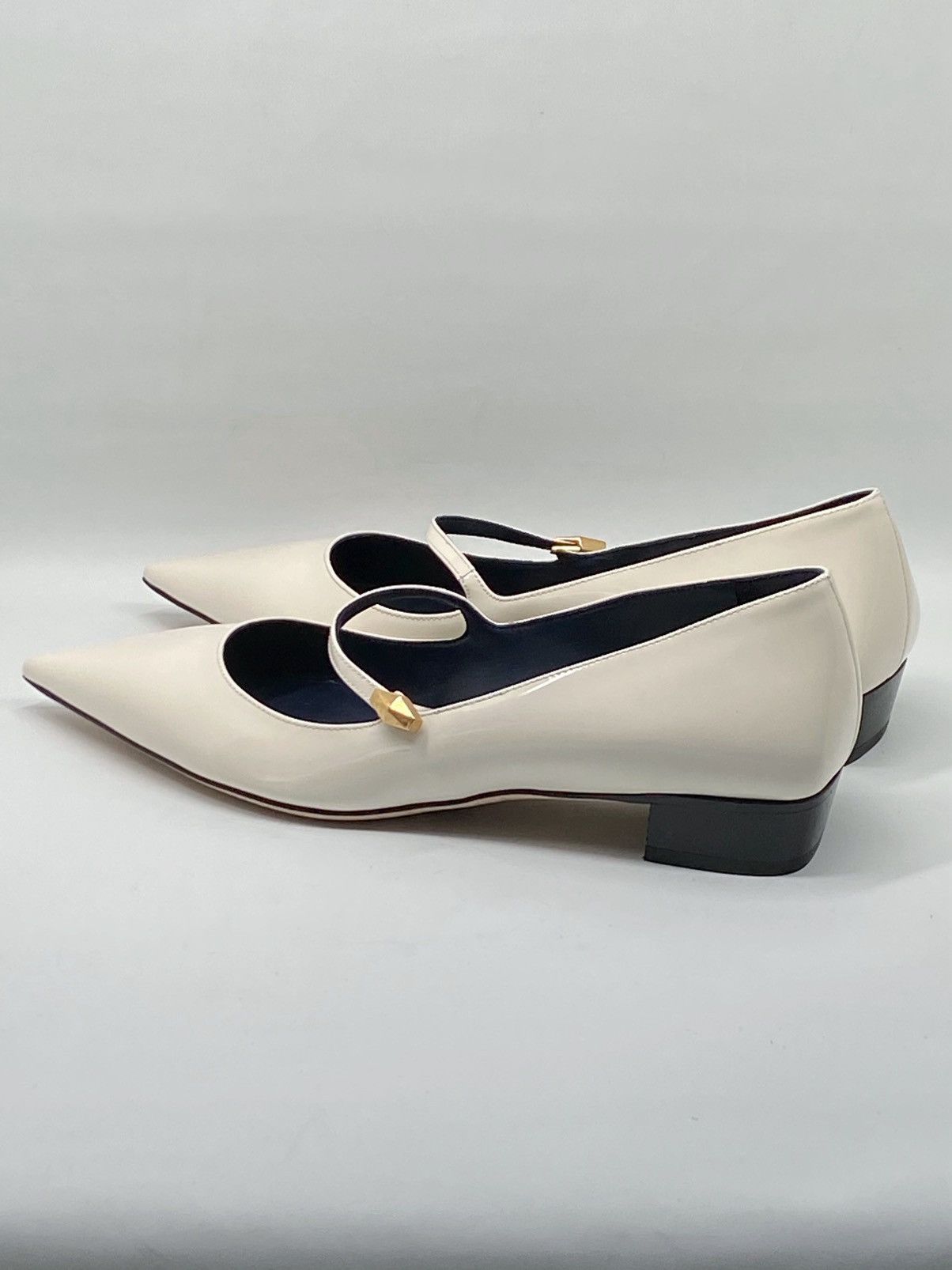Jimmy Choo Jimmy Choo Carolyn Leather Mary Jane Flats size 39.5 Size US 9.5 / IT 39.5 - 7 Thumbnail