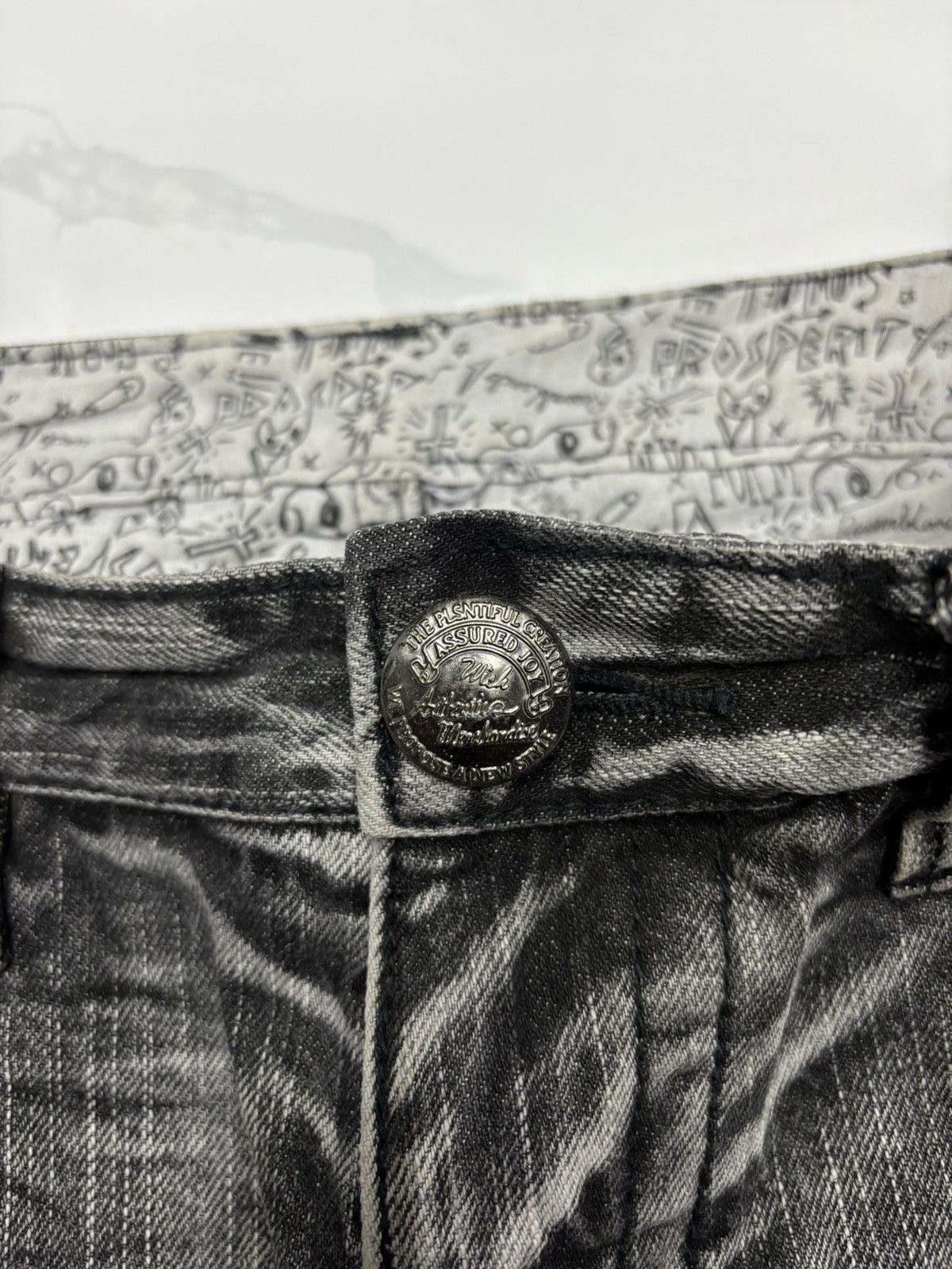 Le Grande Bleu (L.G.B.) 🔥RARE VINTAGE JAPANESE PROSPERITY DENIM DISTRESS JEANS Size US 32 / EU 48 - 10 Thumbnail
